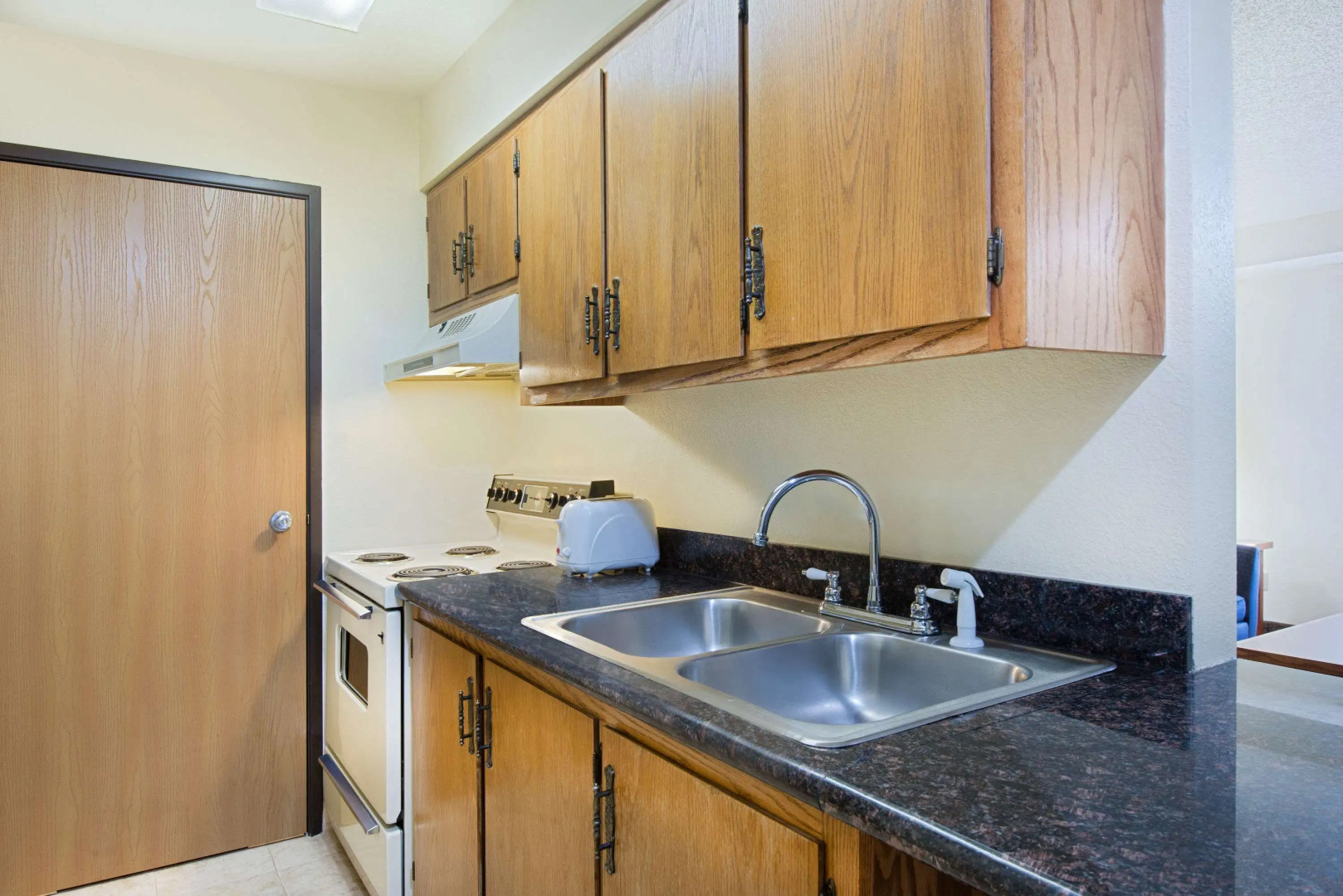 Super 8 by Wyndham Ripley