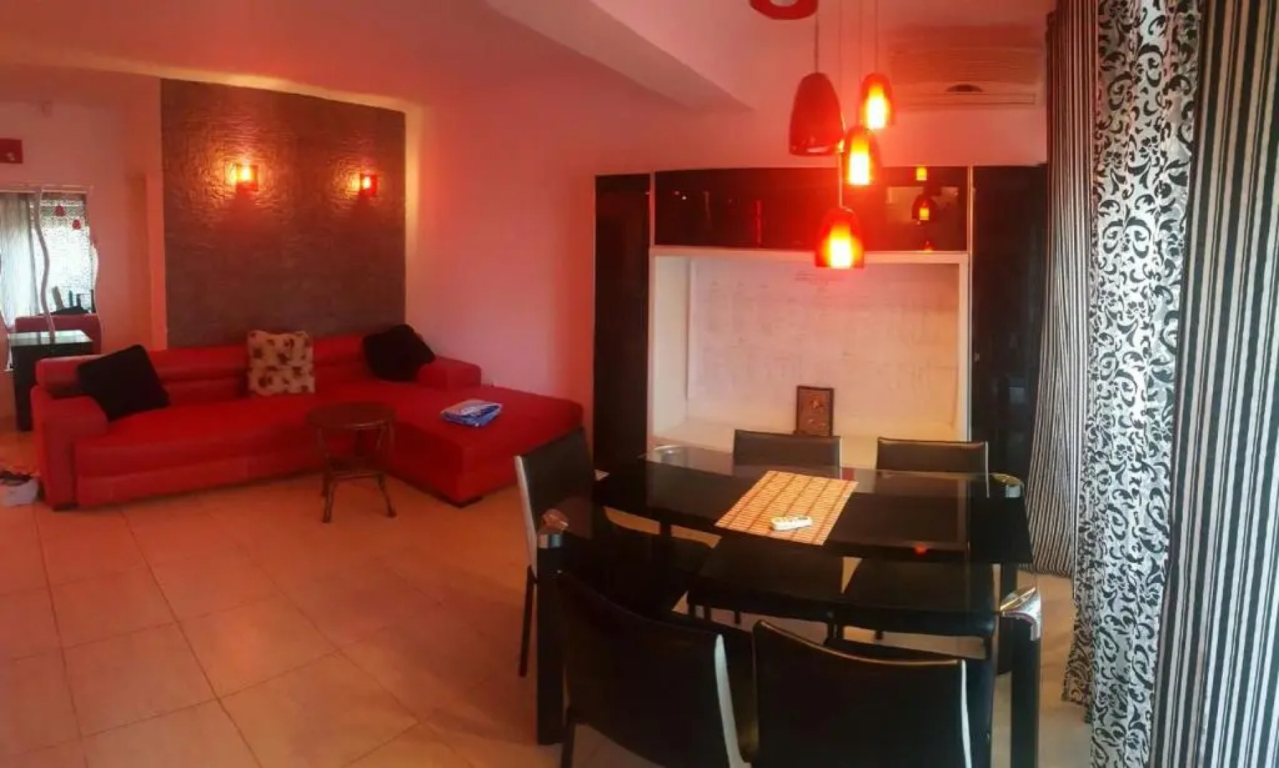 Apartament Piano Bar