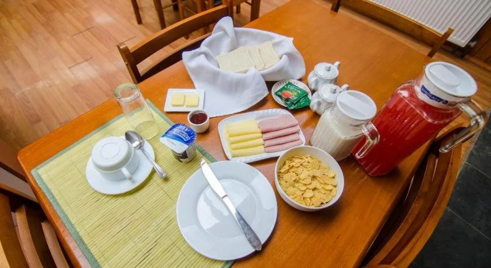 Smile Patagonia Hostel - Adults Only