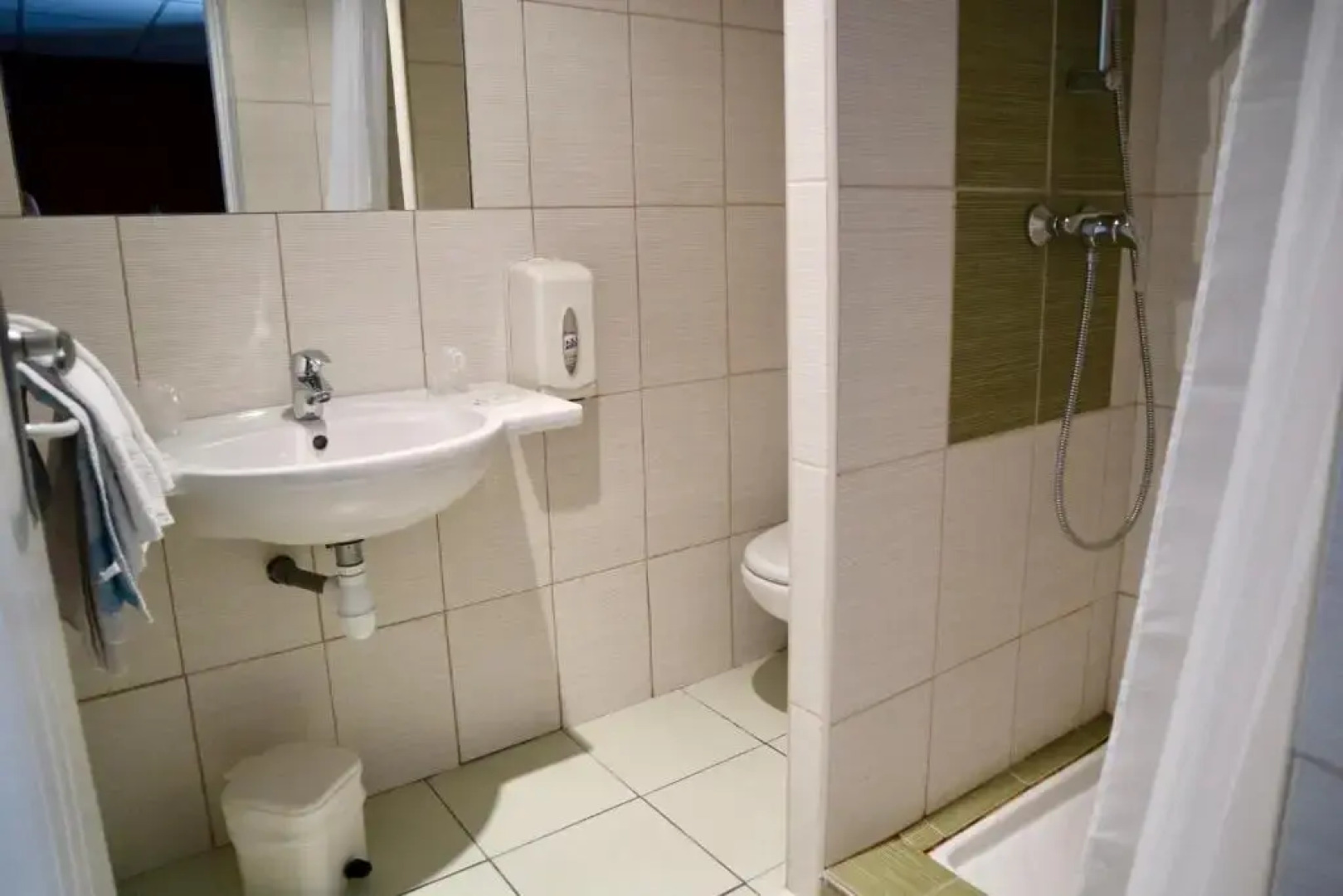 Hôtel Louvre Vincenette