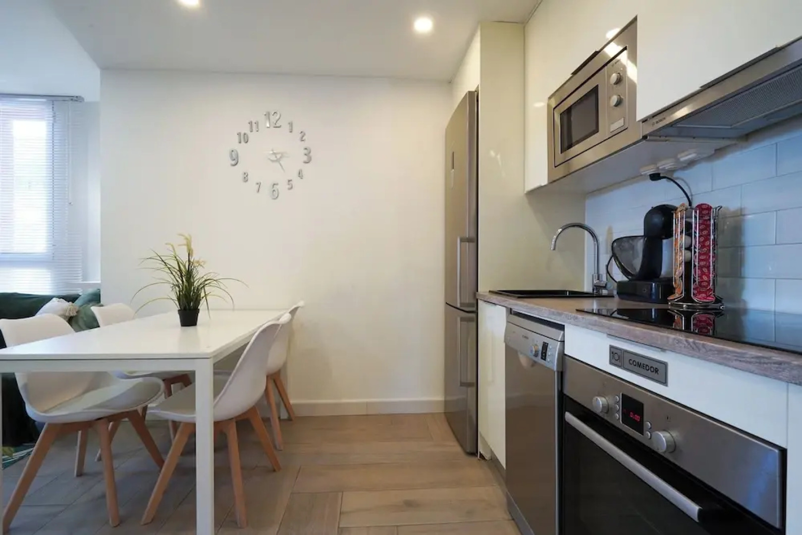 Apartment-4people-parking-castelledefels-bikes-bbq