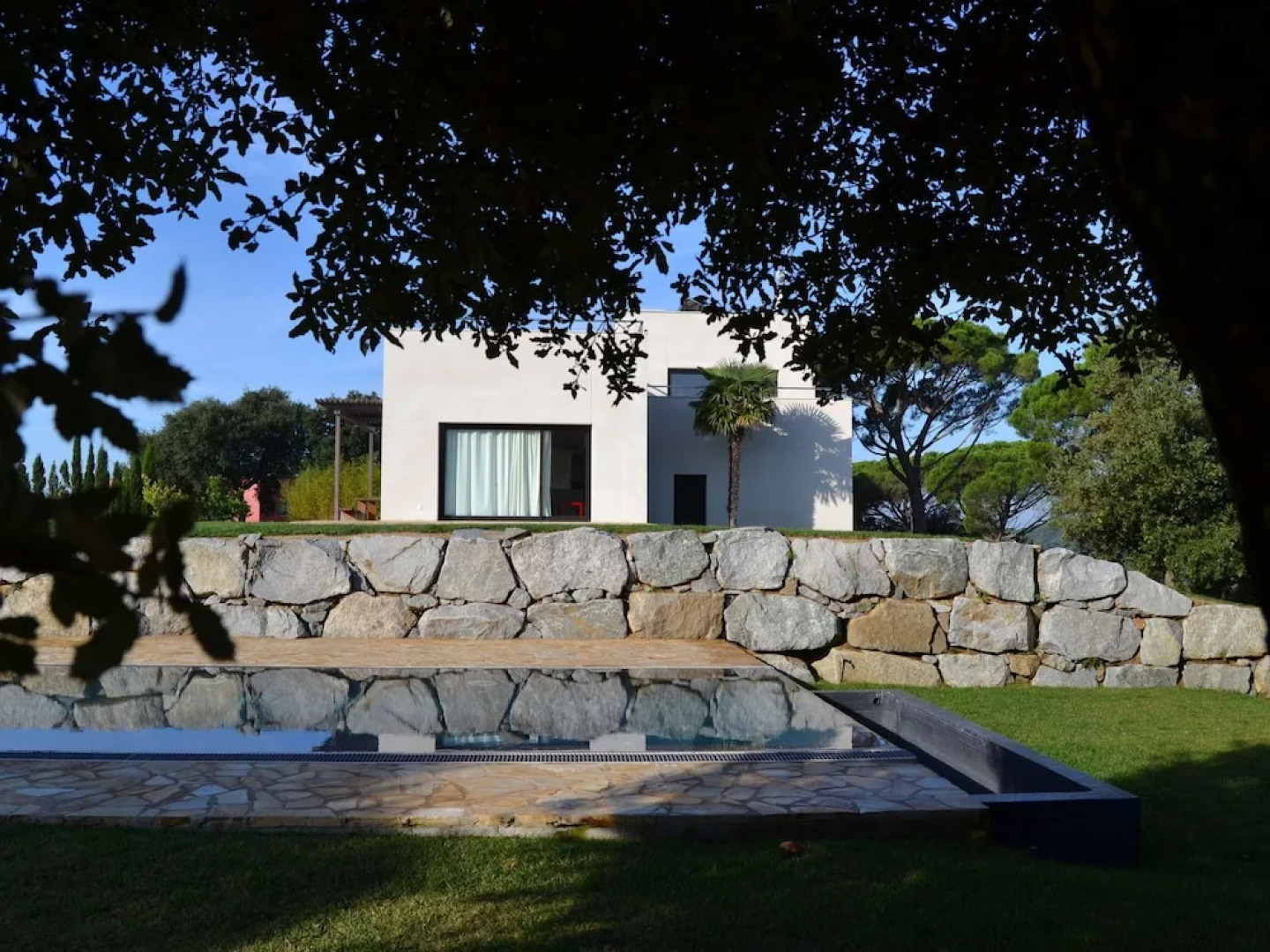 Modern Holiday Home in Sant Andreu de Llavaneres with Swimming Pool