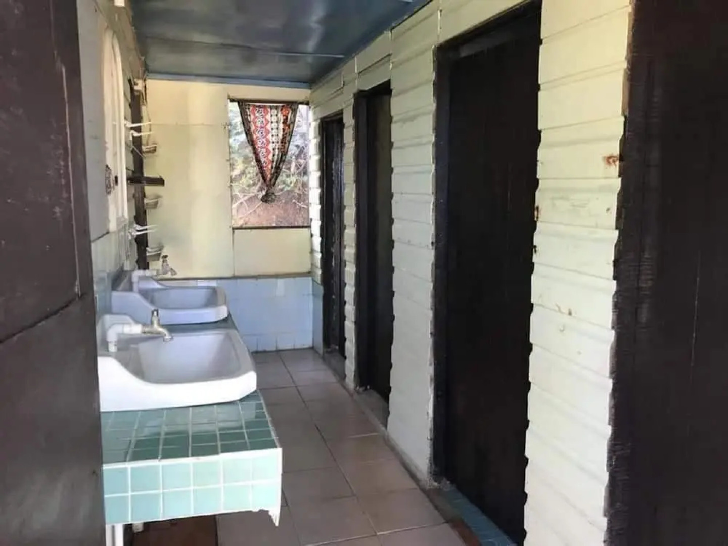 Sunrise Lagoon Homestay