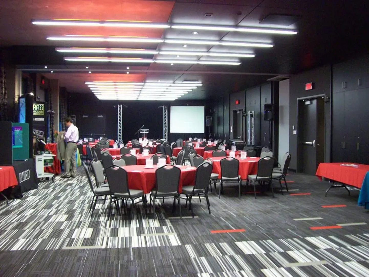 Grand Times Hotel Sherbrooke