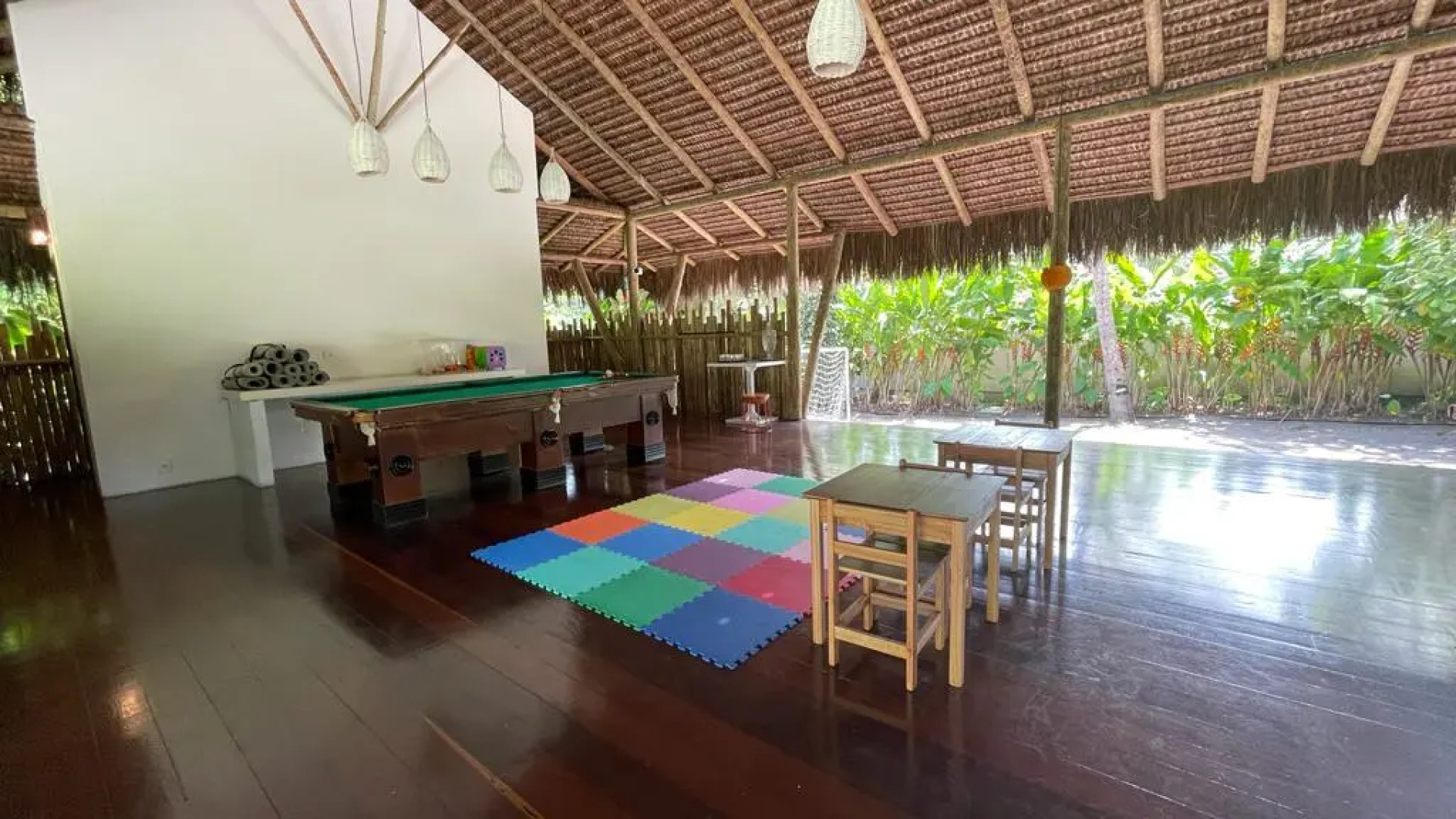 Madeiro Beach Hotel And Resort