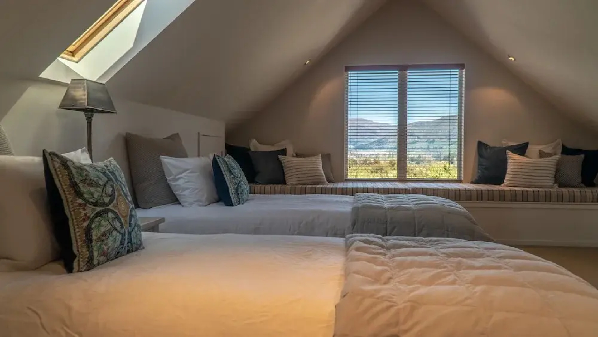 Expansive Family Retreat With Stunning Views of Lake Wanaka and the Mountains