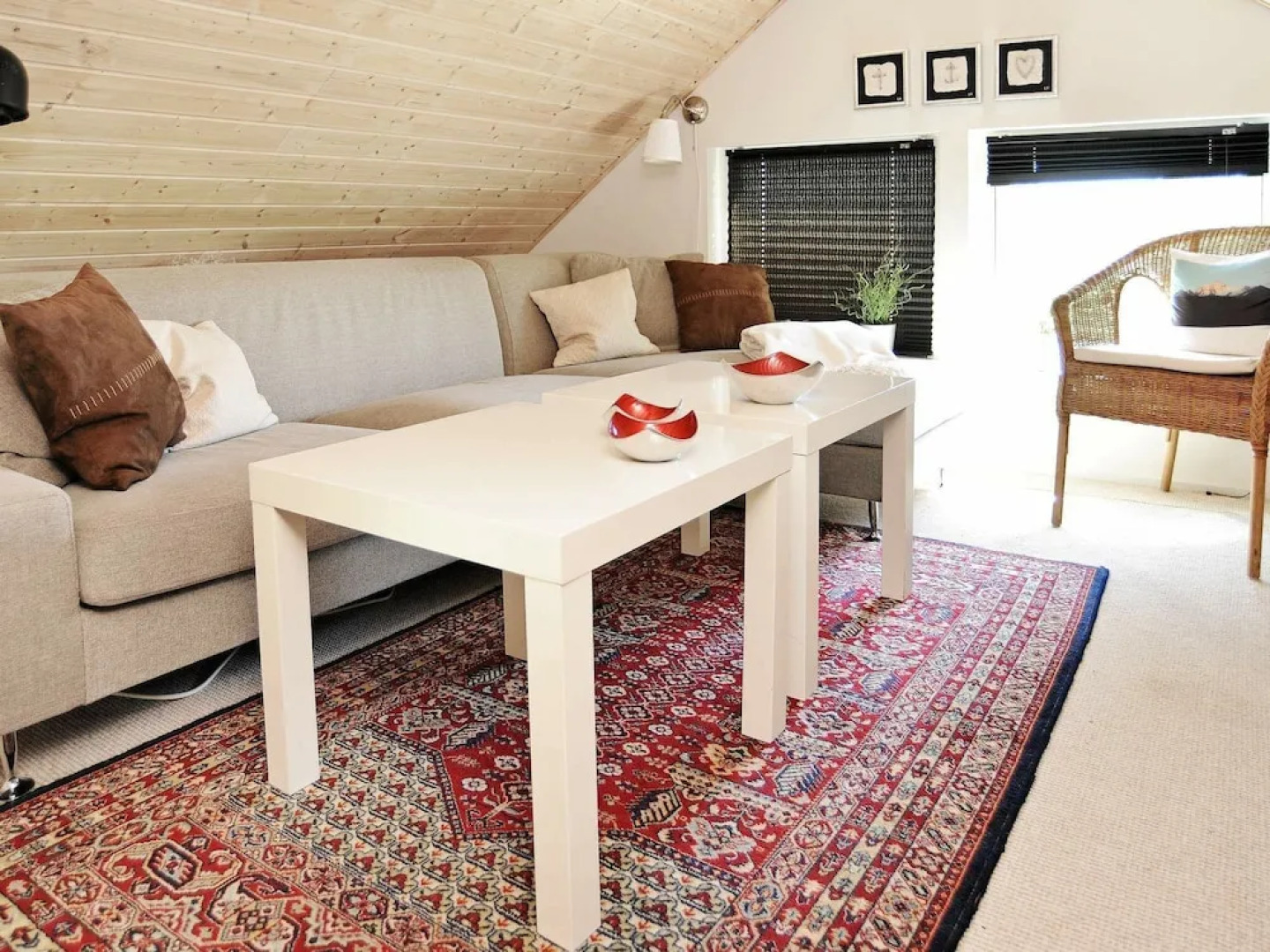 Rustic Holiday Home in Mesinge With Ocean View