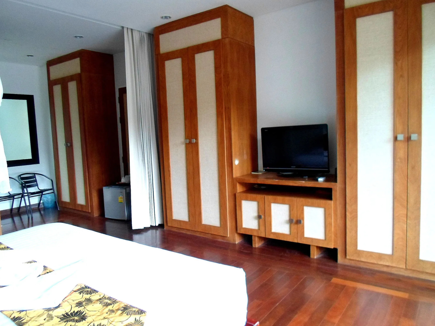 Naraya Riverside Resort