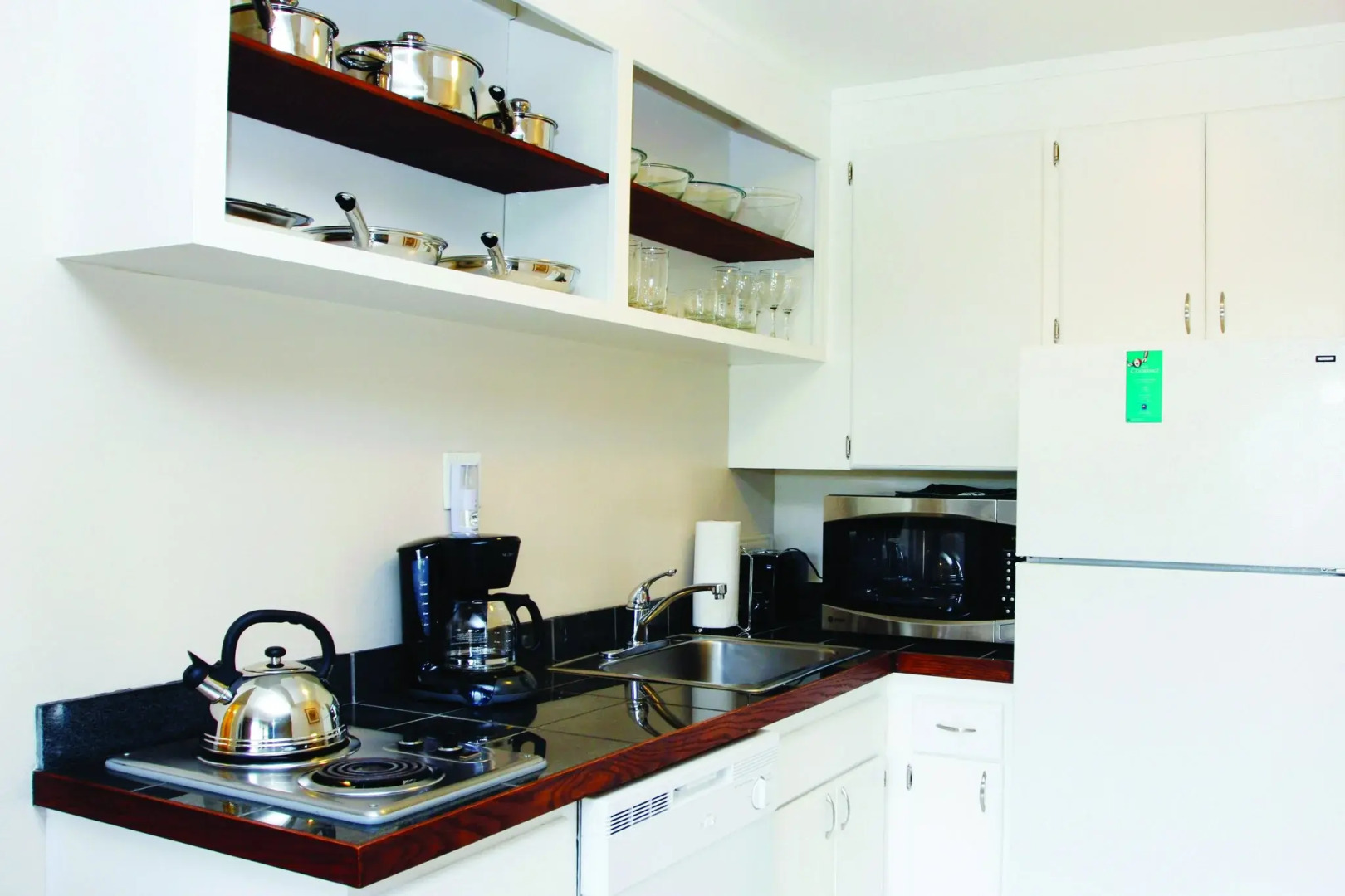 Suites At Fishermans Wharf