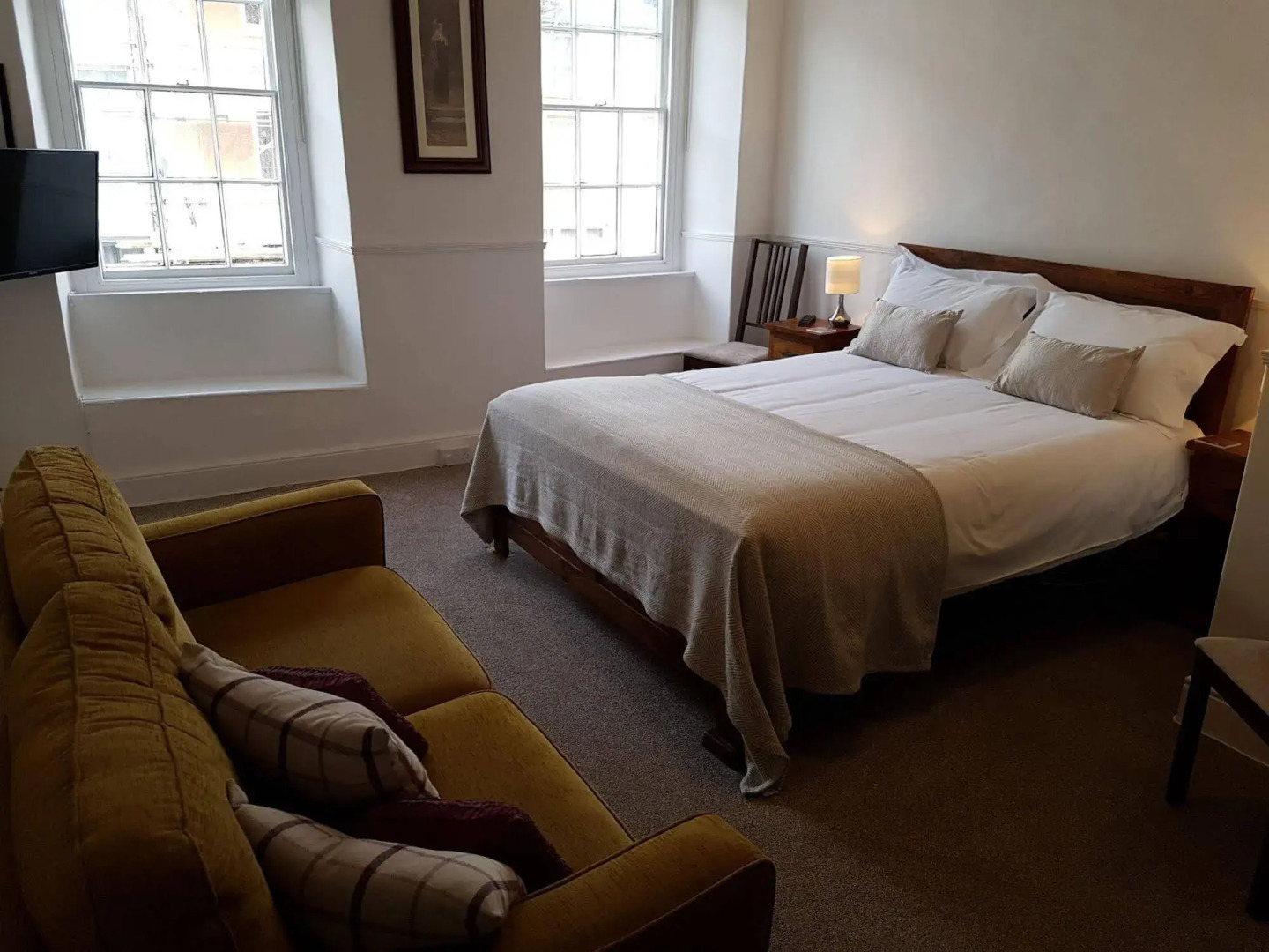 Ty Helyg Guest House