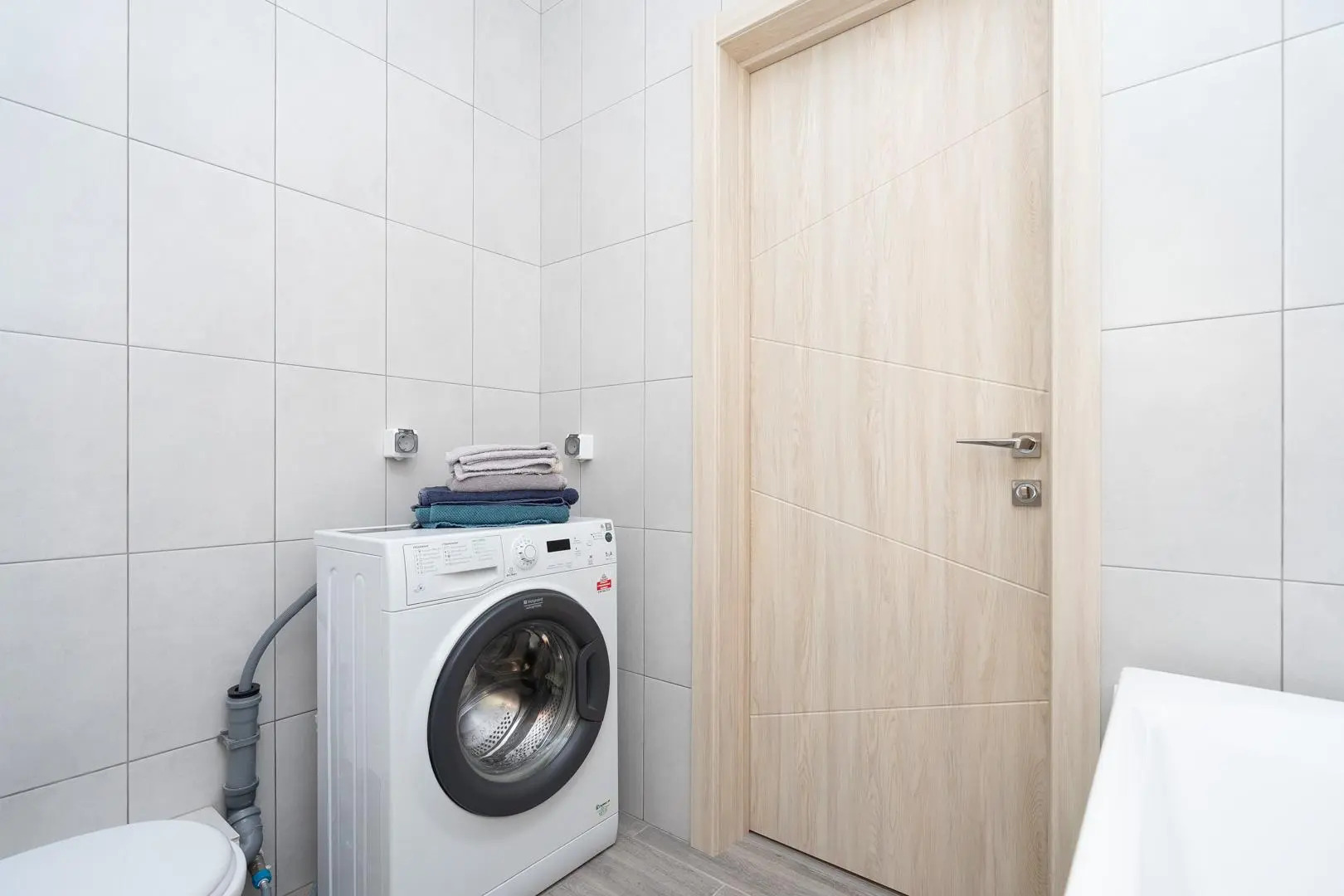 TimHouse (ТимХаус) на улице Портовая