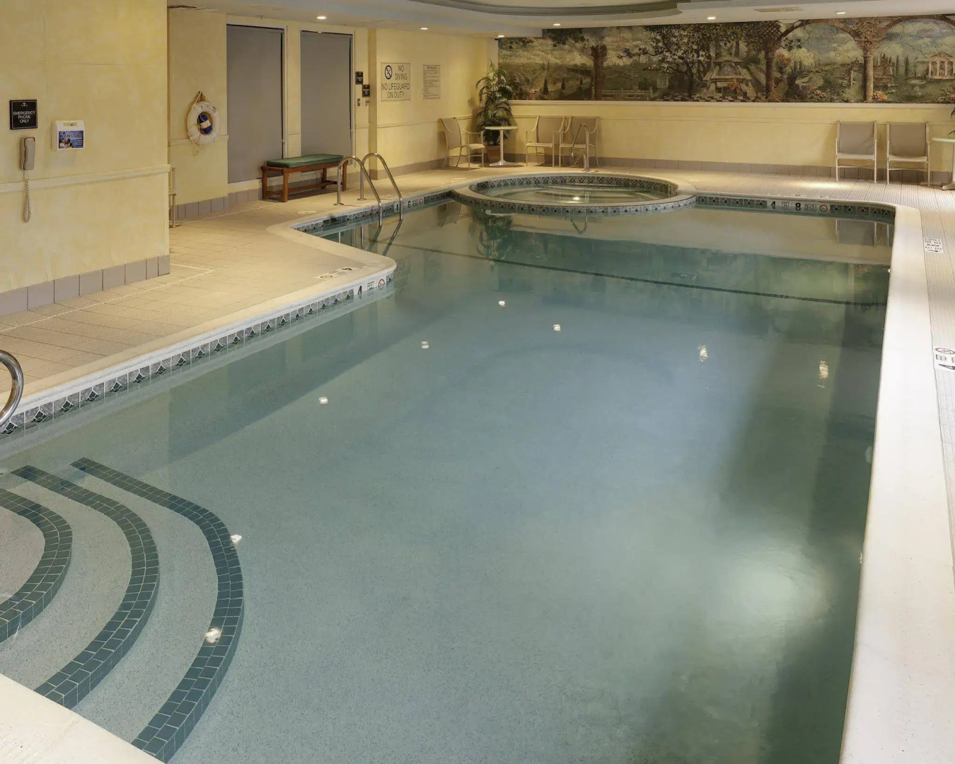 Hampton Inn Buffalo-Williamsville