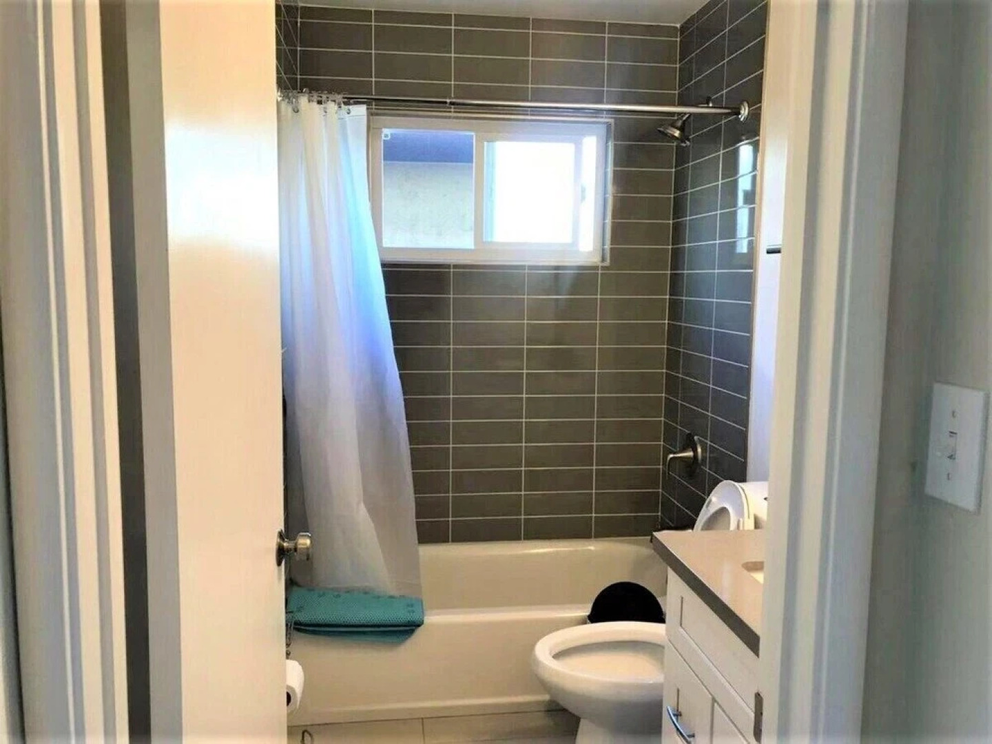 3420 El Cerrito Plaza 1BR apt / Walk to