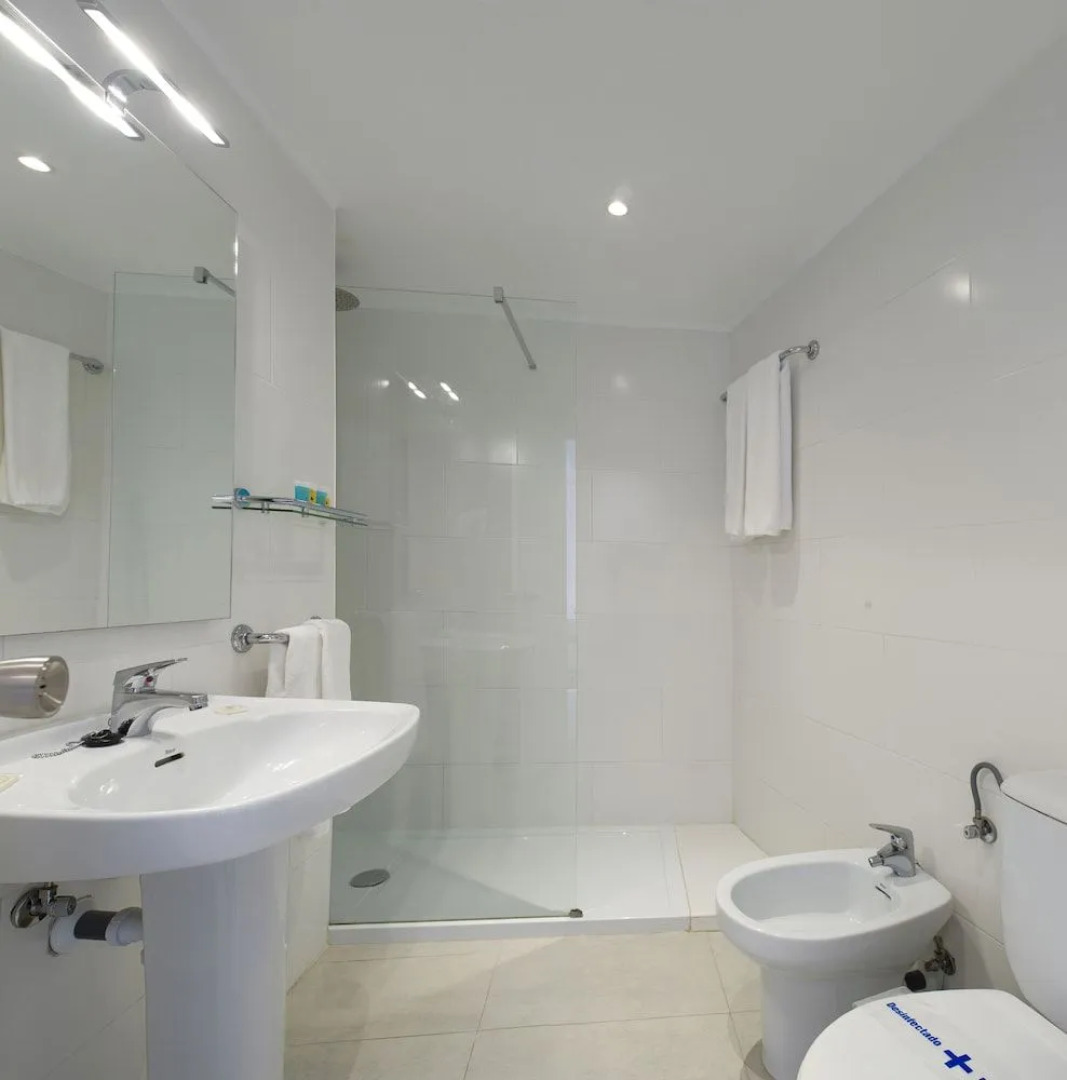 Coral Star Apartments