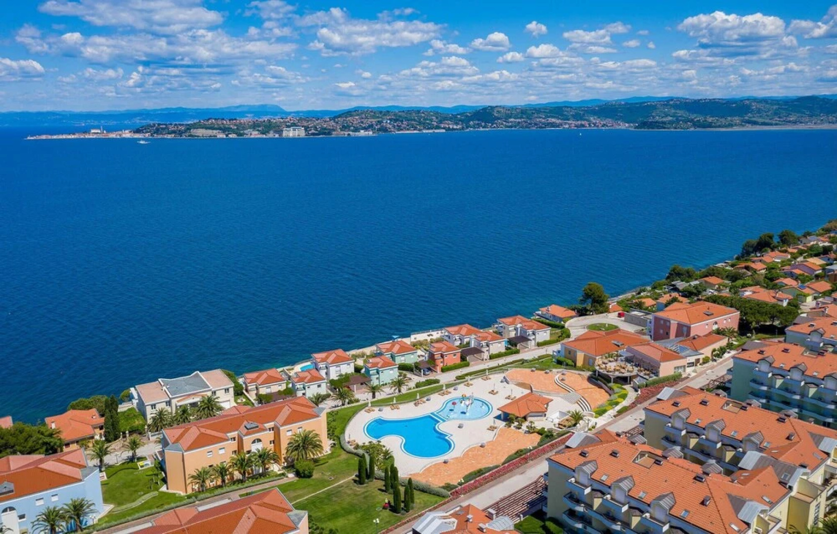 Awesome Home in Savudrija with Hot Tub, WiFi & 2 Bedrooms