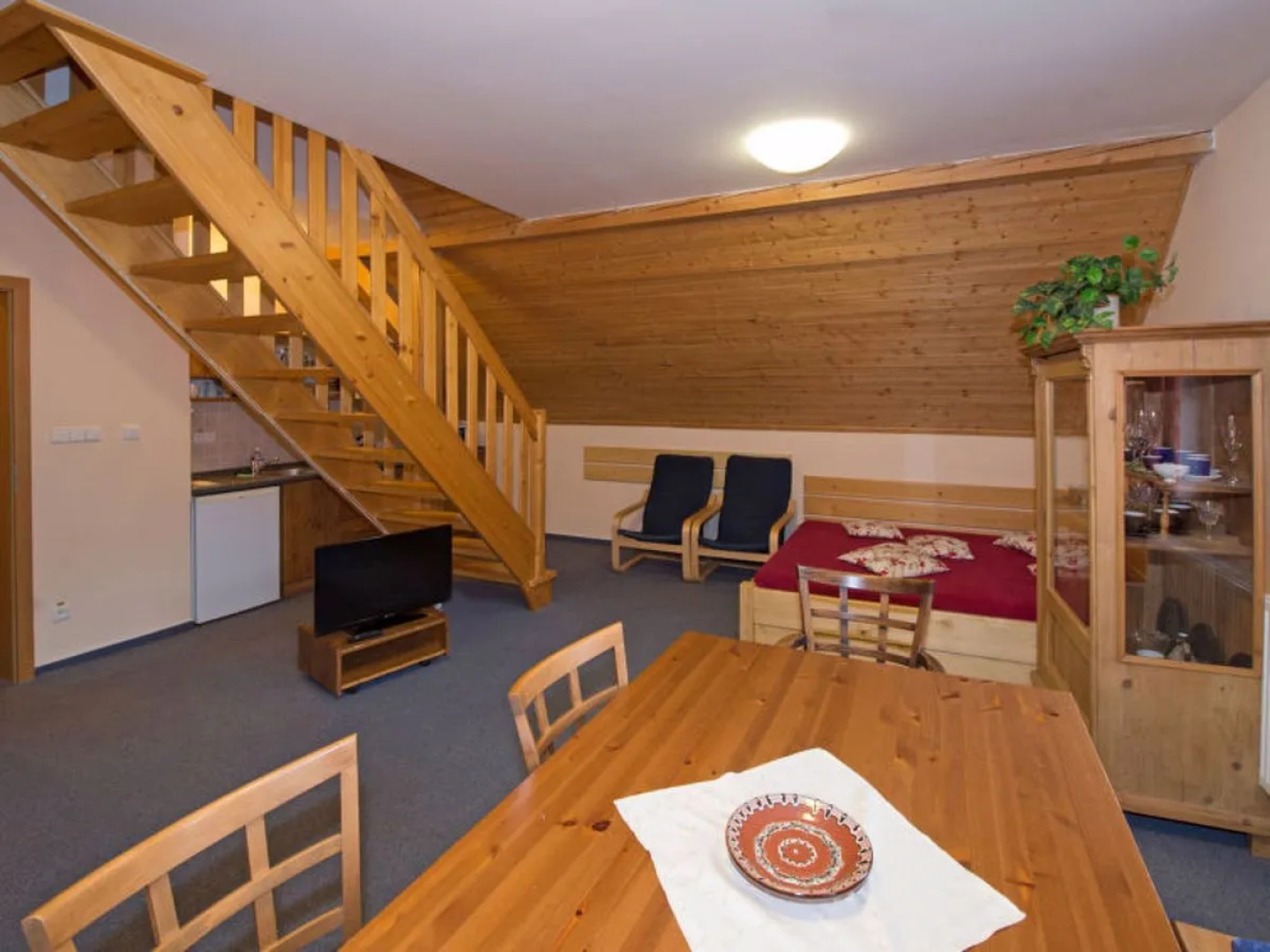 House Ostruzna 9576