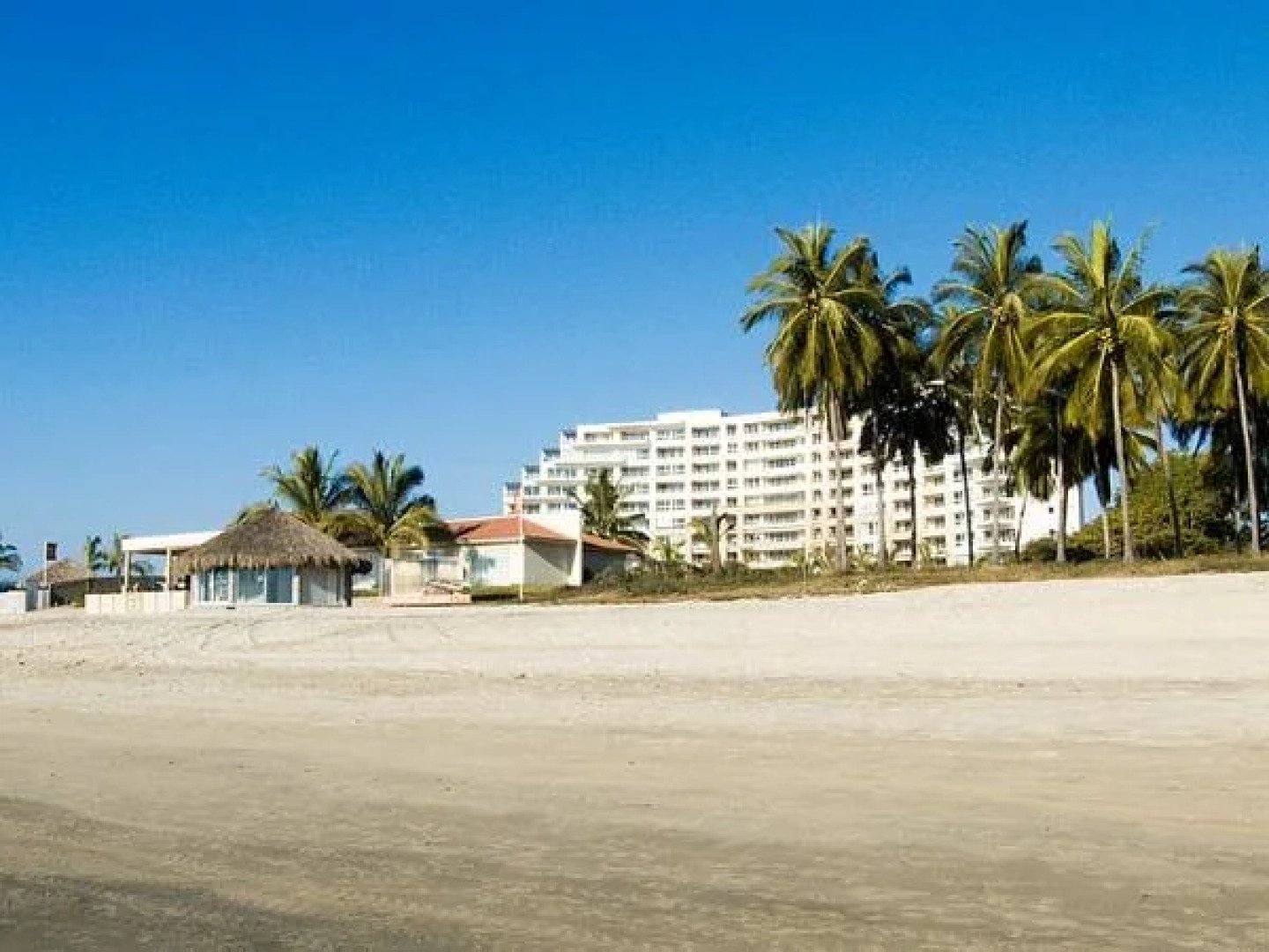 Delcanto Residences by LaTour