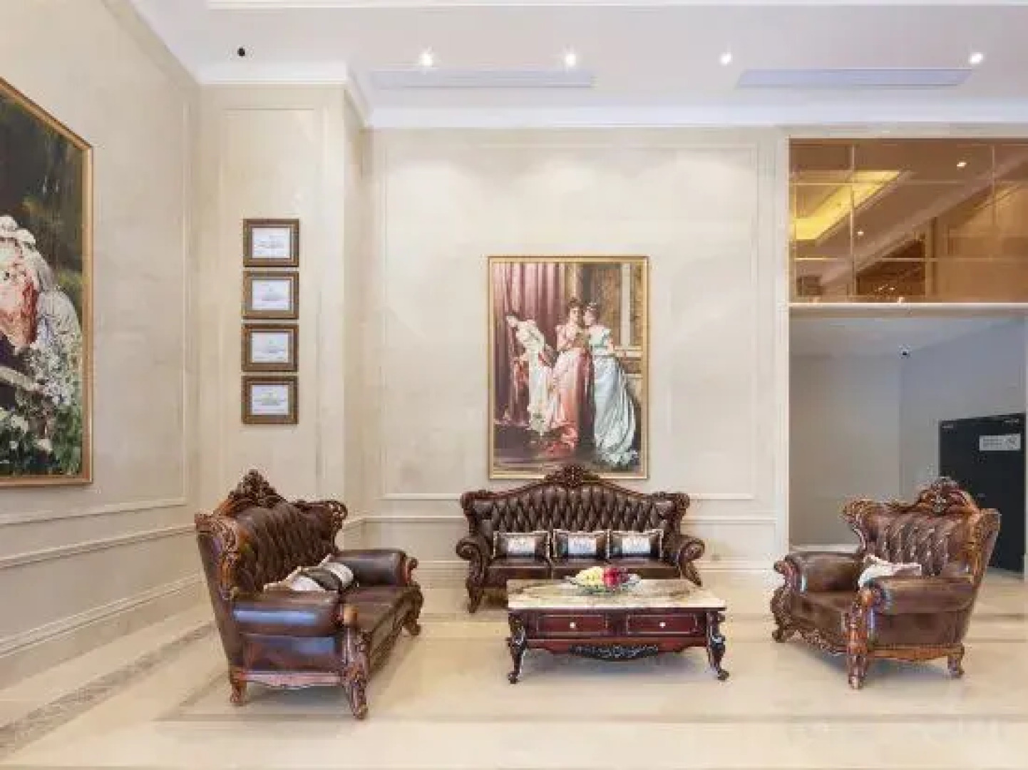 Vienna International Hotel (Shicheng Qinjiang Park)