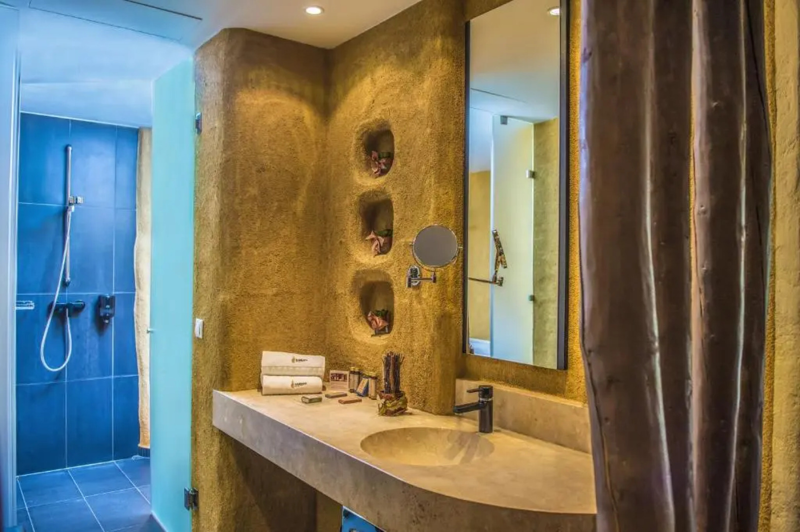 Bambara Hotel Premium