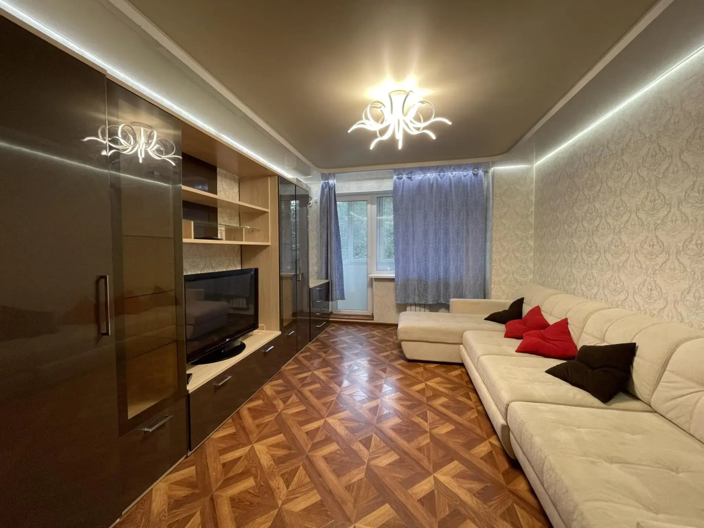 Апартаменты на улице Маршала Жукова