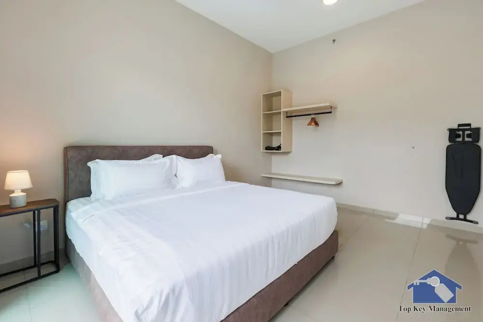 Sunshine Residence Suites