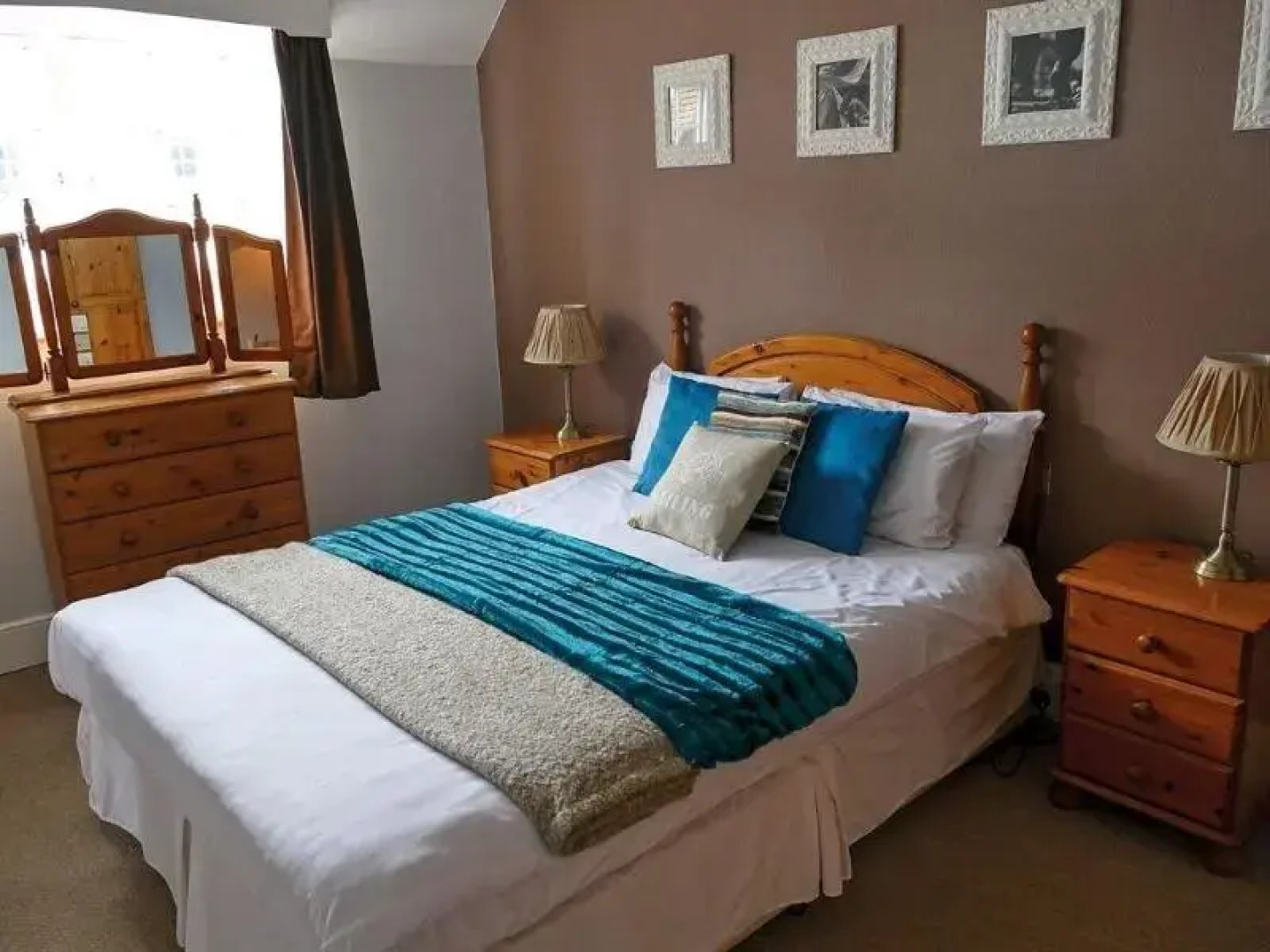 The Bugle Coaching Inn