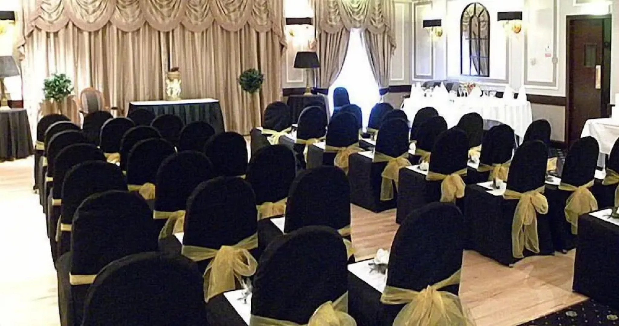 The Original Rosslyn Hotel