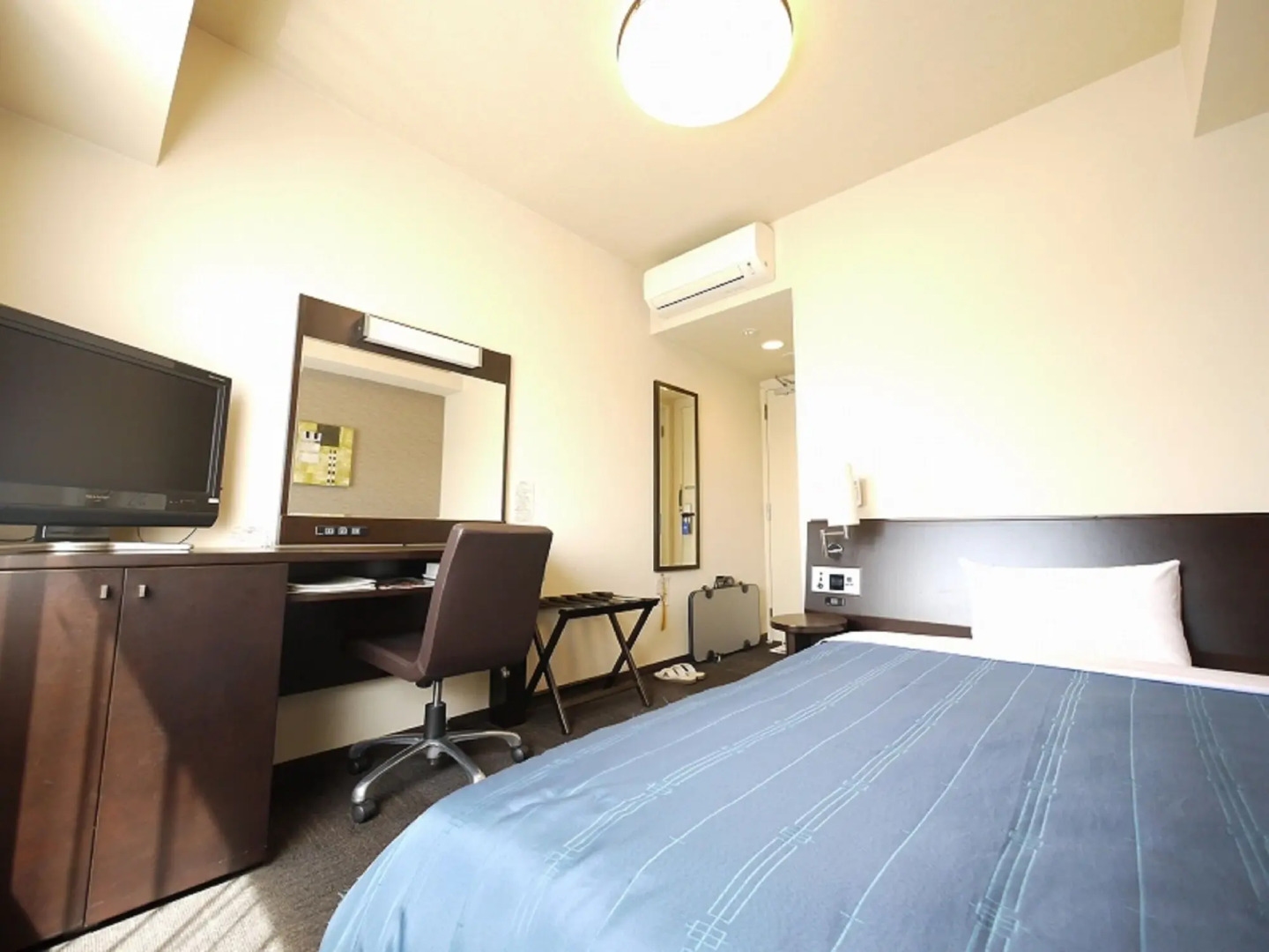 Hotel Route-Inn Dai-Ni Kameyama Inter