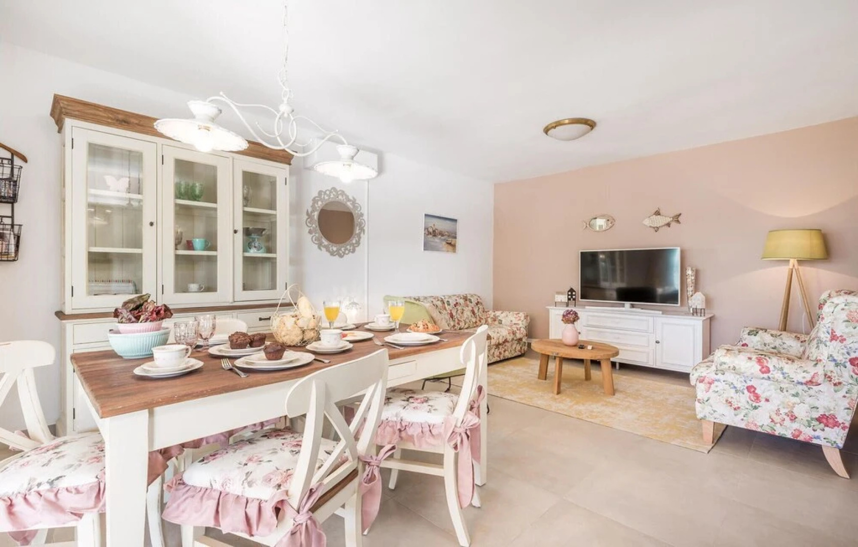 Awesome Home in Lukovo Sugarje With 4 Bedrooms and Wifi