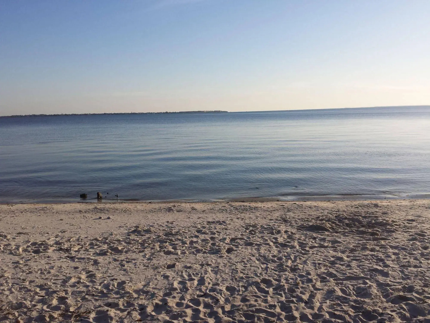 Tropical Bay Inn Motel