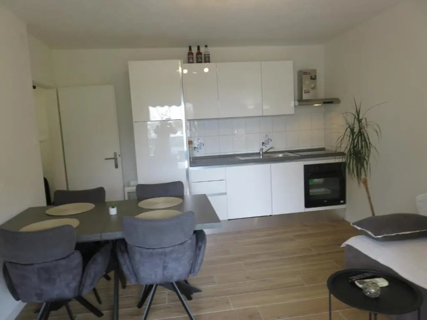 Apartments Bilopavlović