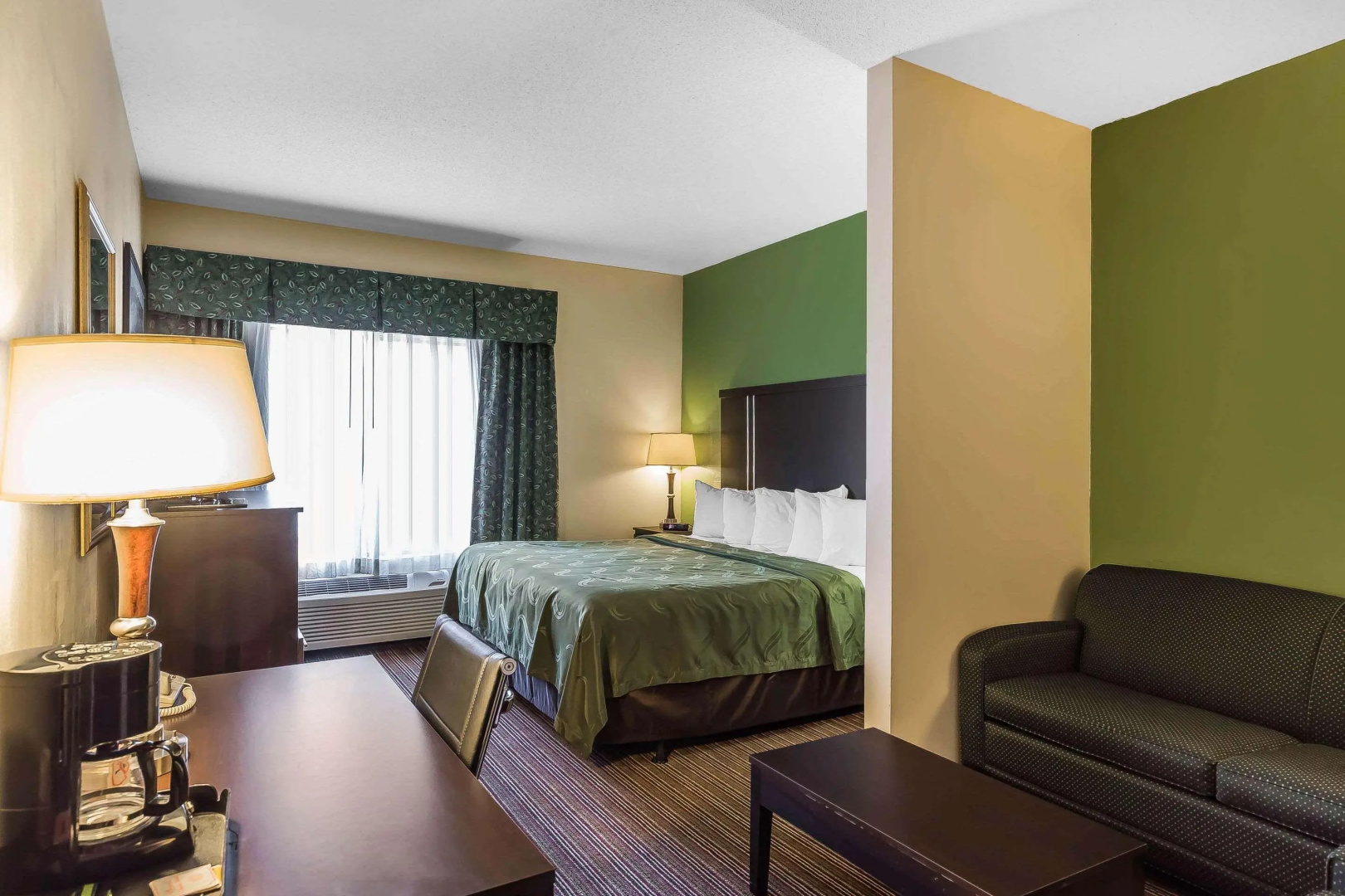 Quality Inn & Suites - Granbury