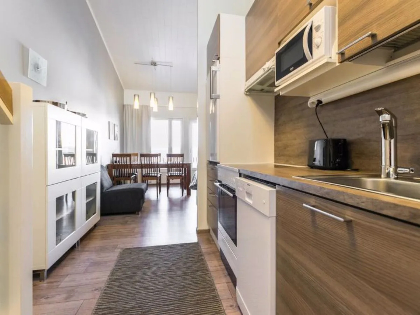 Skivillas 61 ukkohalla (b8)