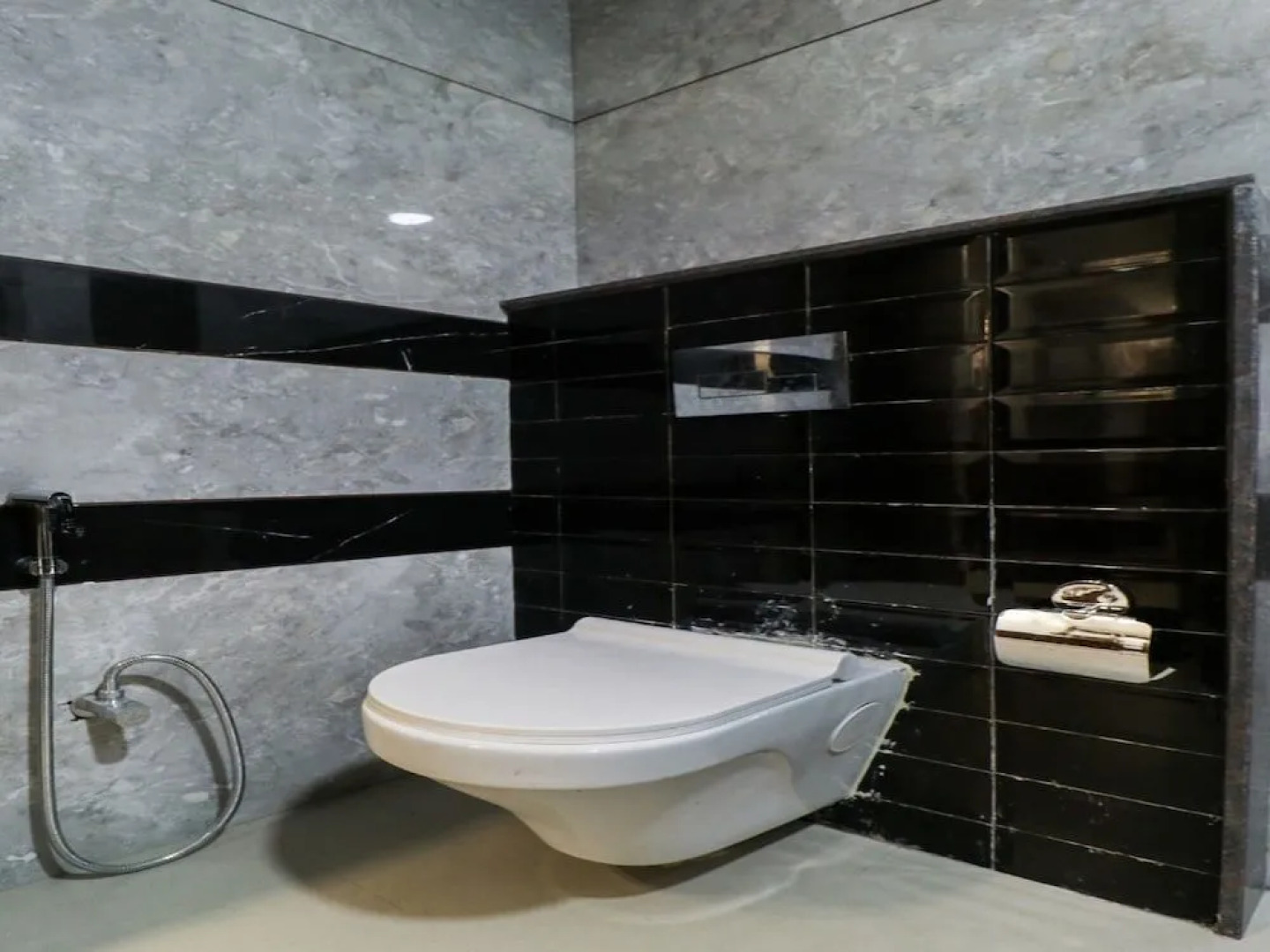 Capital O 10540 Hotel JD Residency