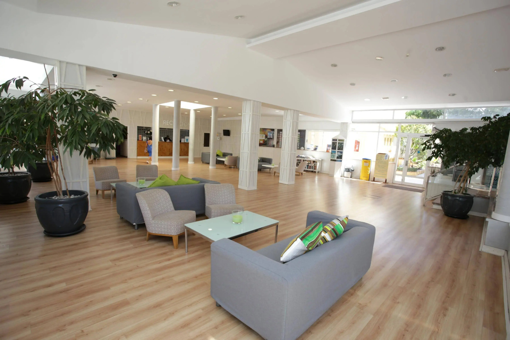 Checkin Bungalows Atlantida