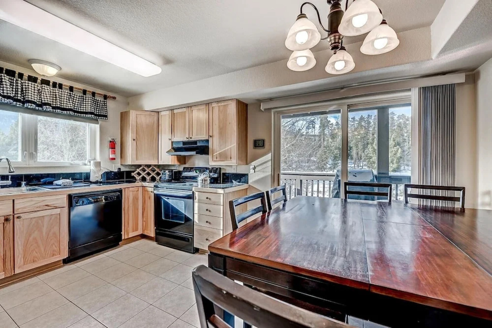 The Pointe 101F by RedAwning