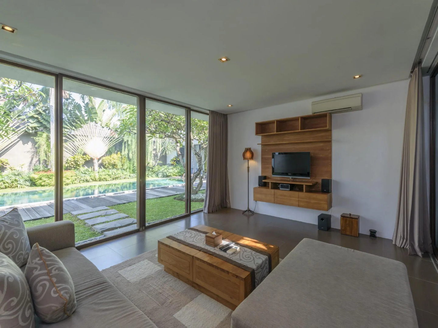 Ziva a Boutique Villa