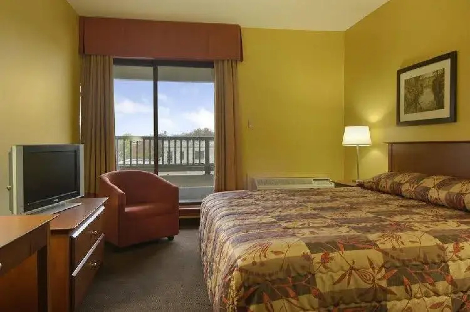 Dartmouth Oceanview Hotel