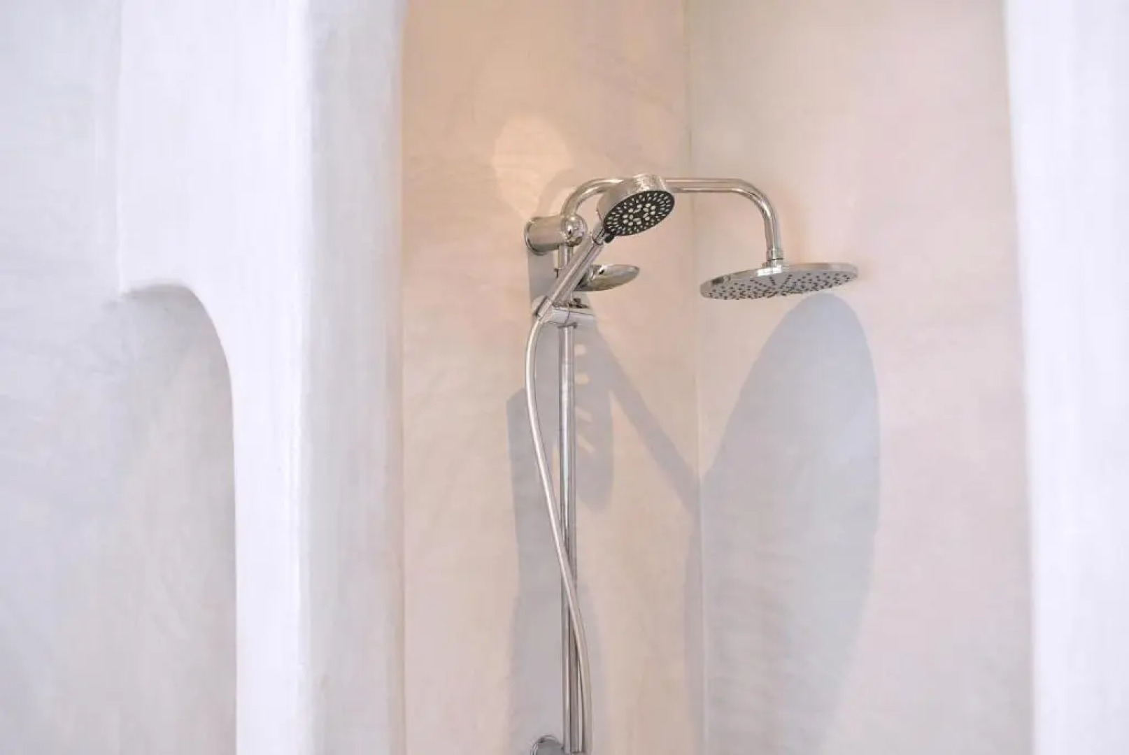 Tzamaros Studios Kythnos