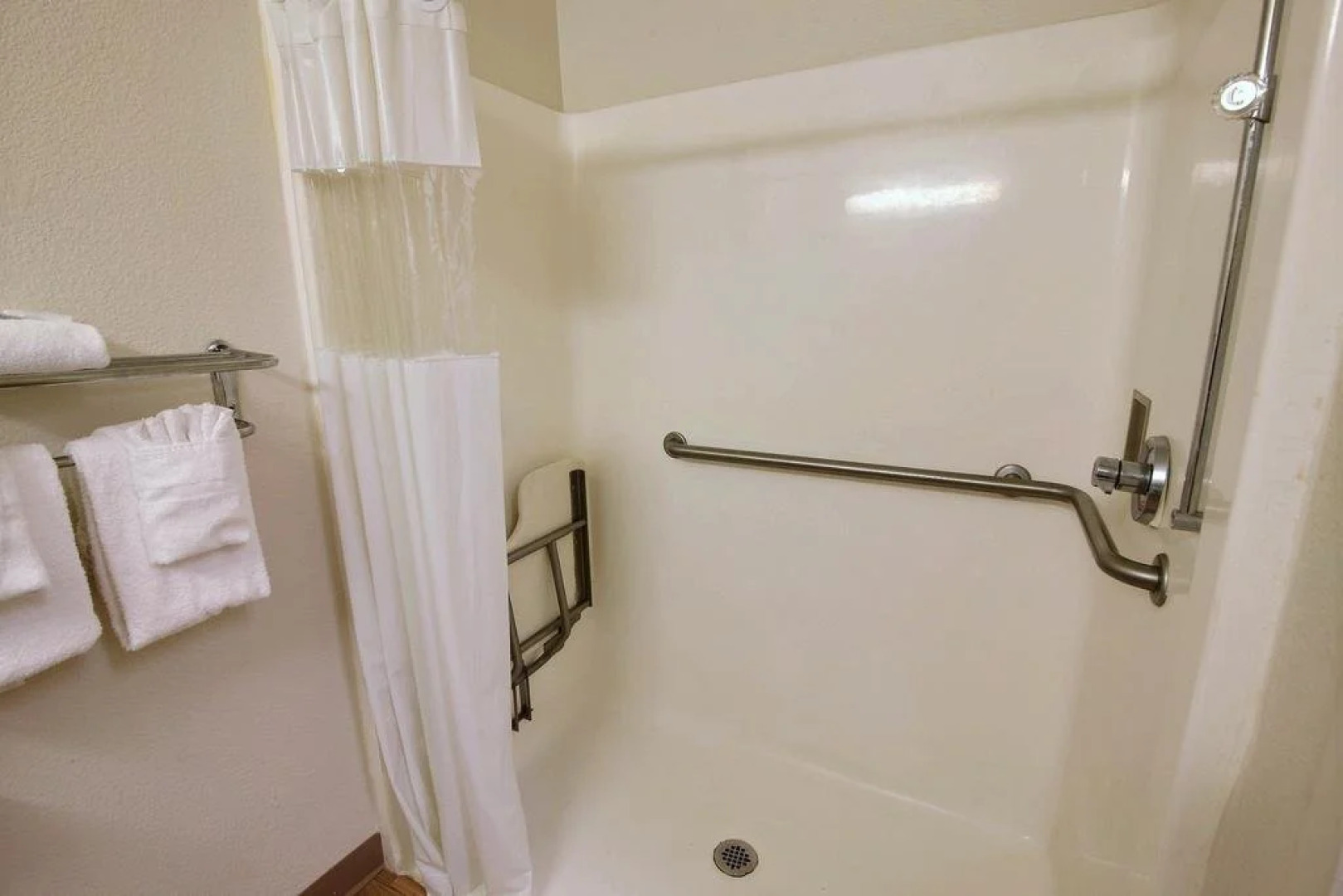 InTown Suites Extended Stay Chesapeake VA – I-64/Crossway Blvd