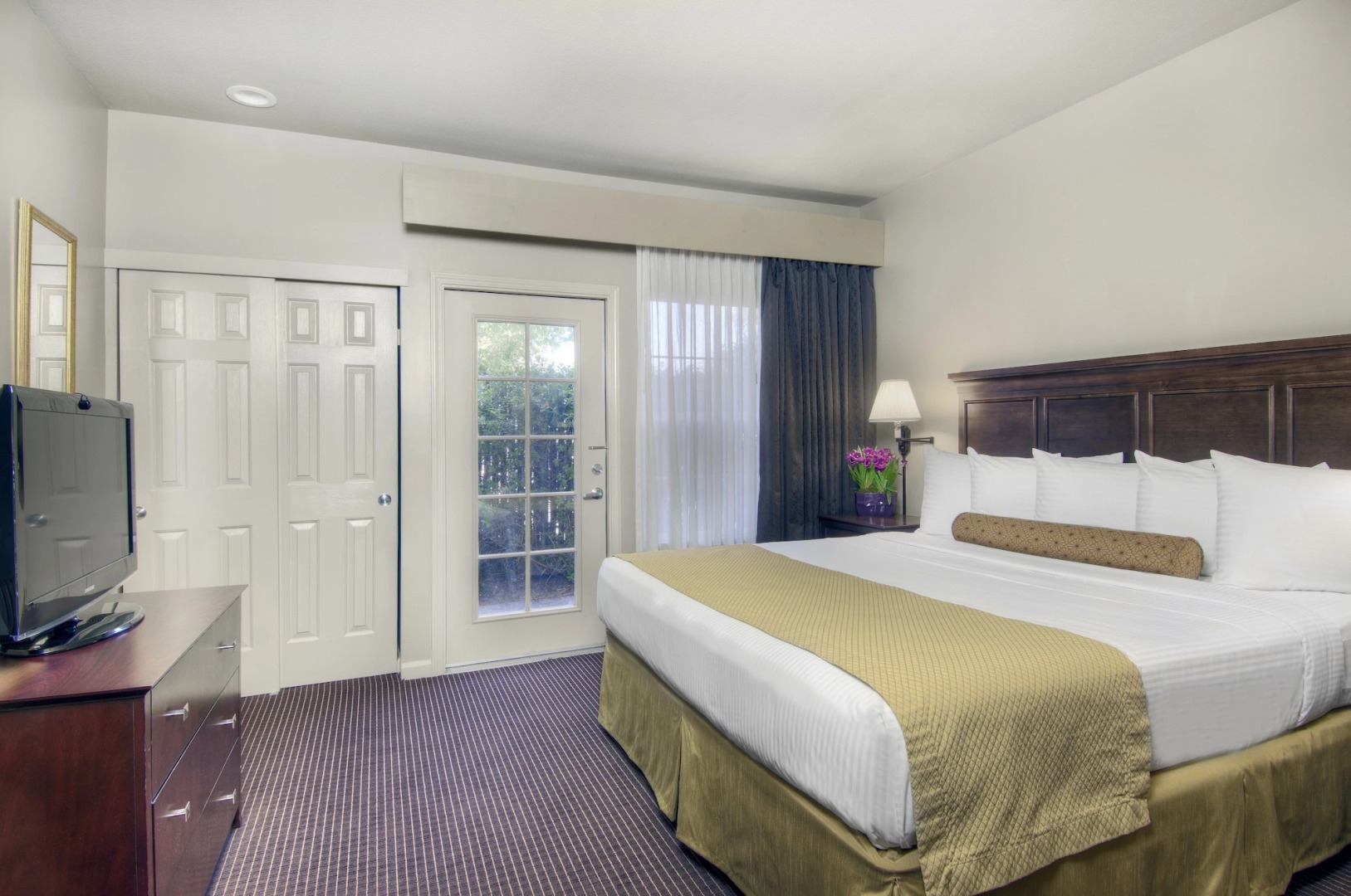 University Park Inn & Suites, an Ascend Collection Hotel