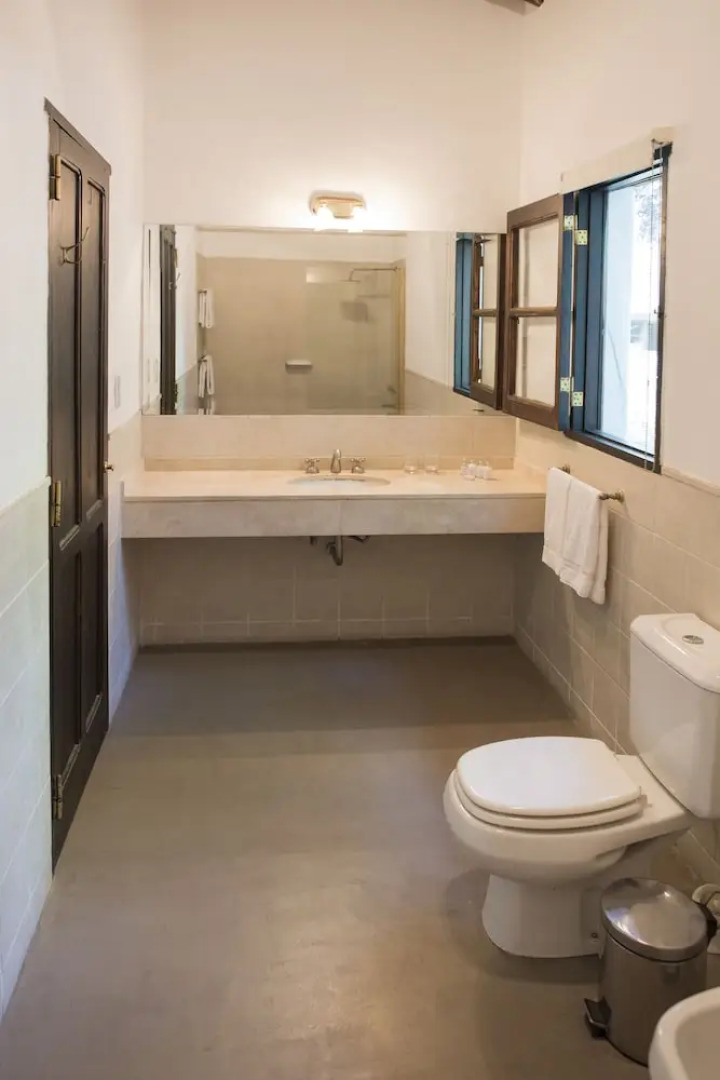 Postales by DOT Boutique