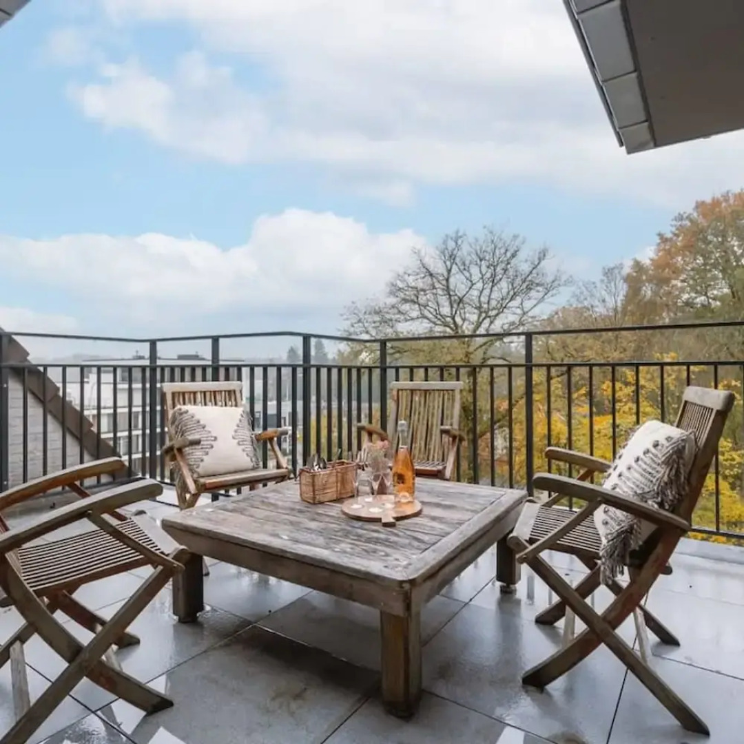 Luxurious Apartment With Parking