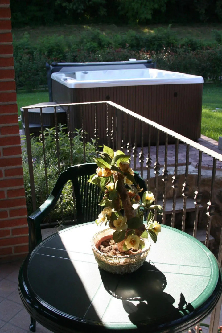 Altana Del Motto Rosso