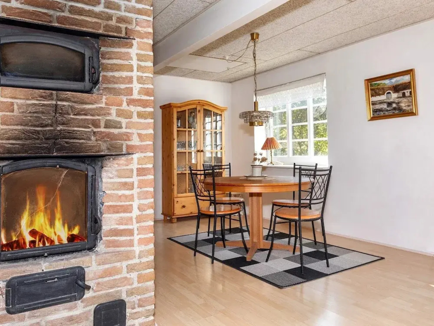 Adorable Holiday Home in Fur near Sea