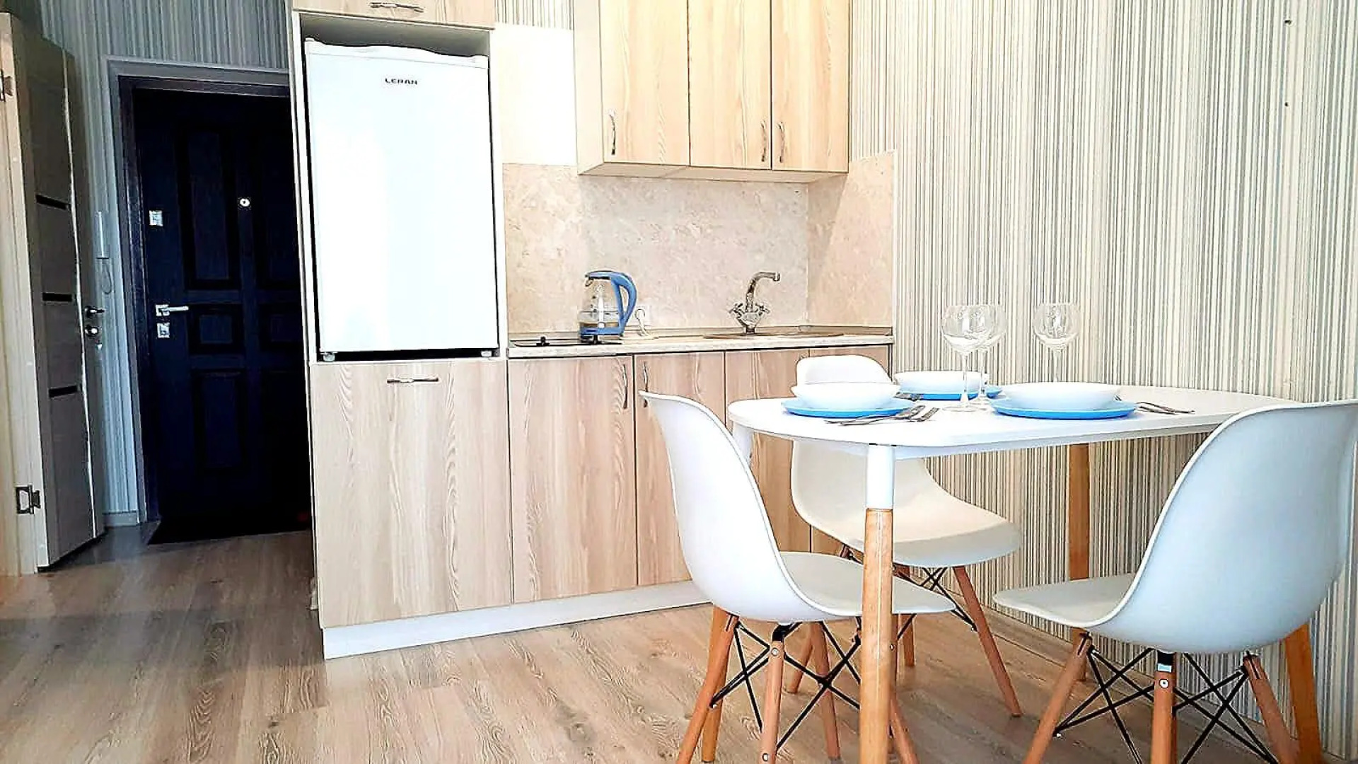 Уютная студия на улице Карпенко 2