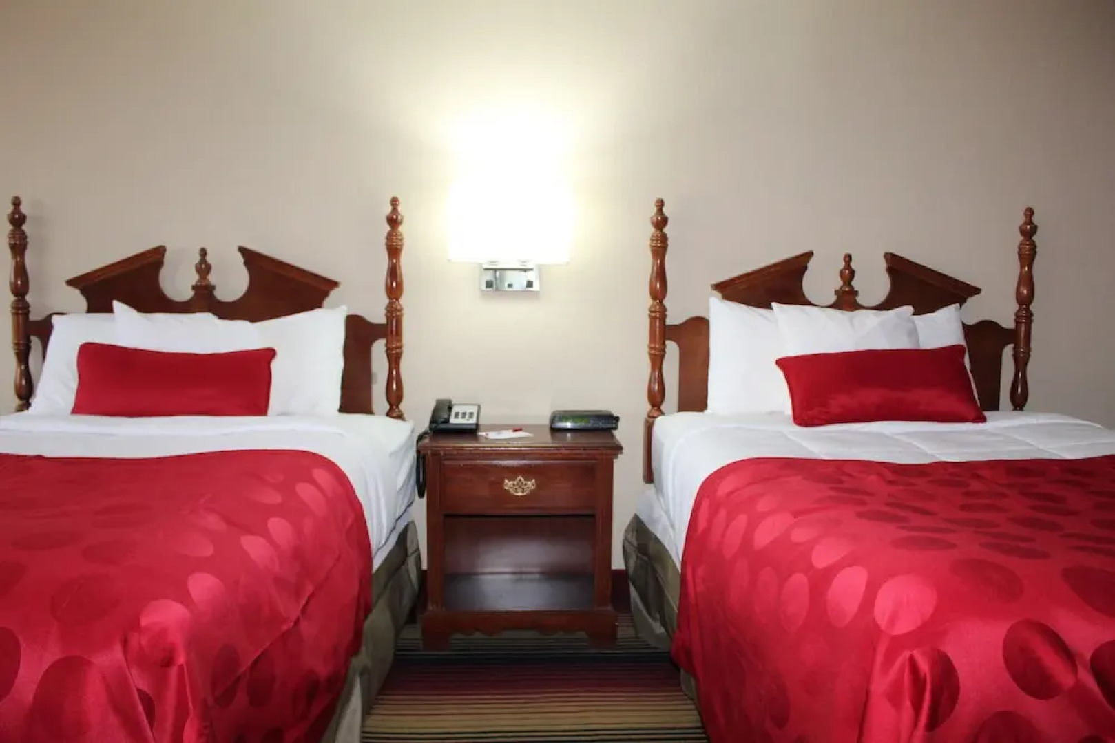 Ramada Perry Near Fairgrounds