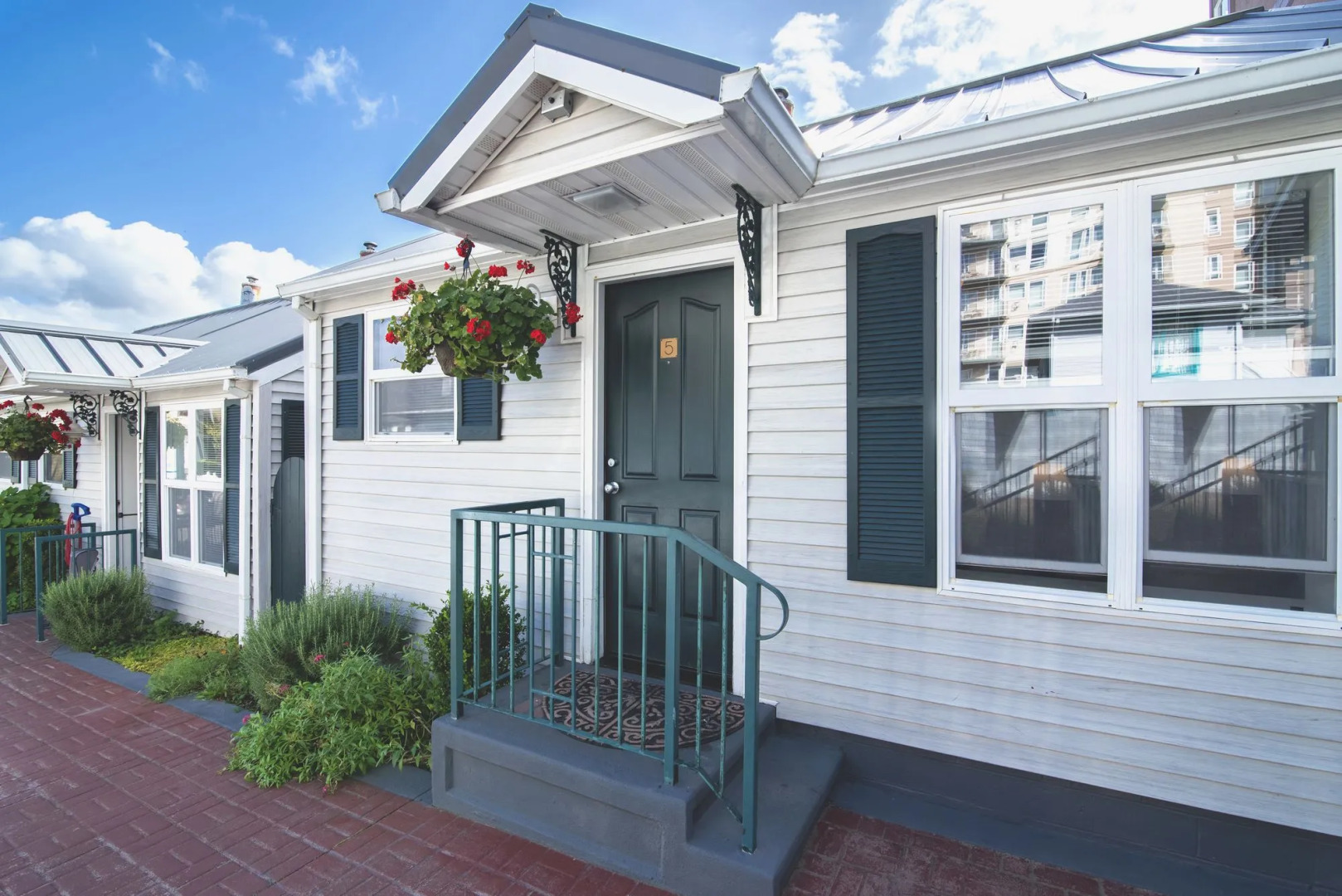 Inn at the Prom Oceanfront Seaside