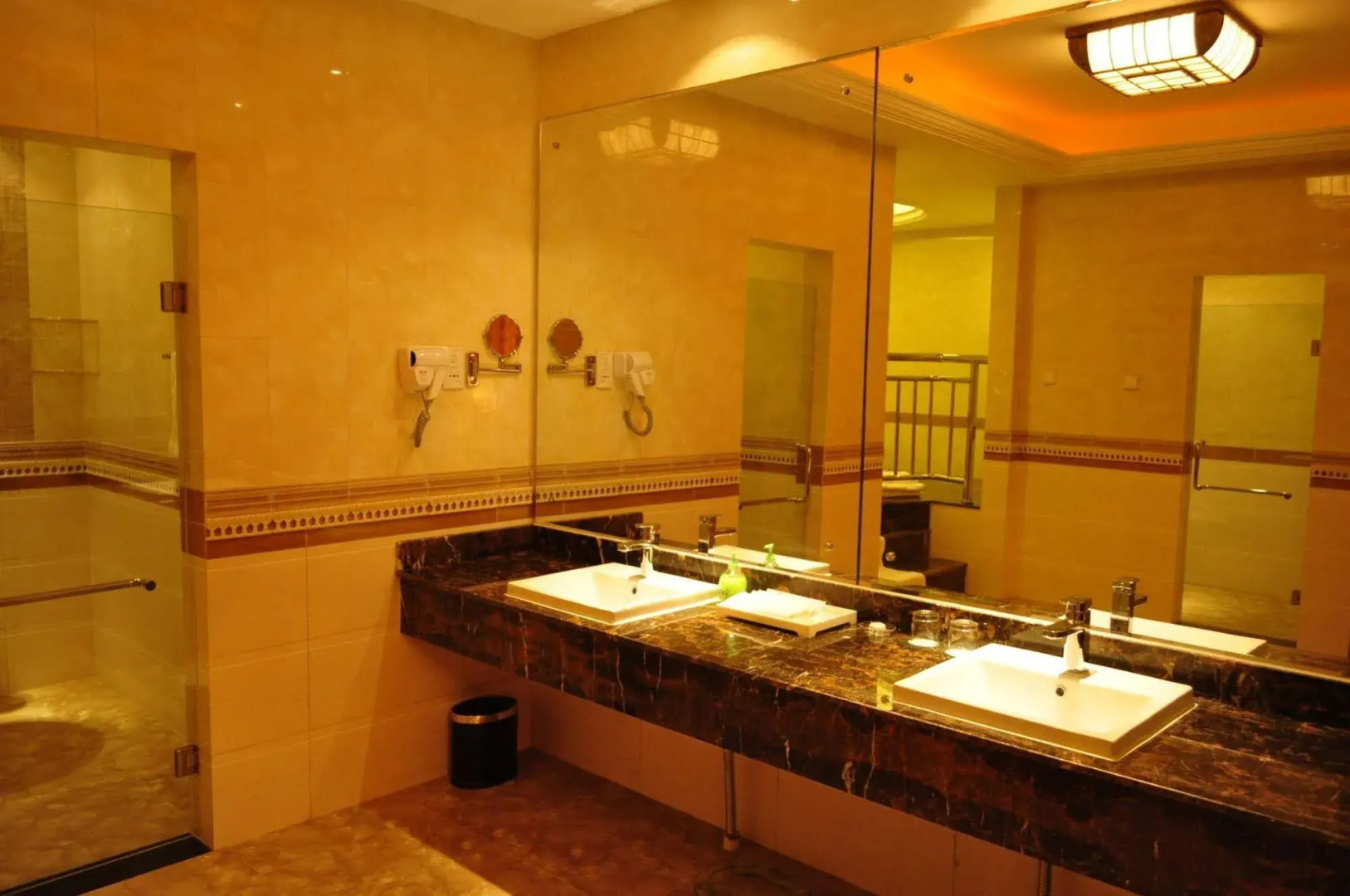 Sogecoa Golden Peacock Hotel