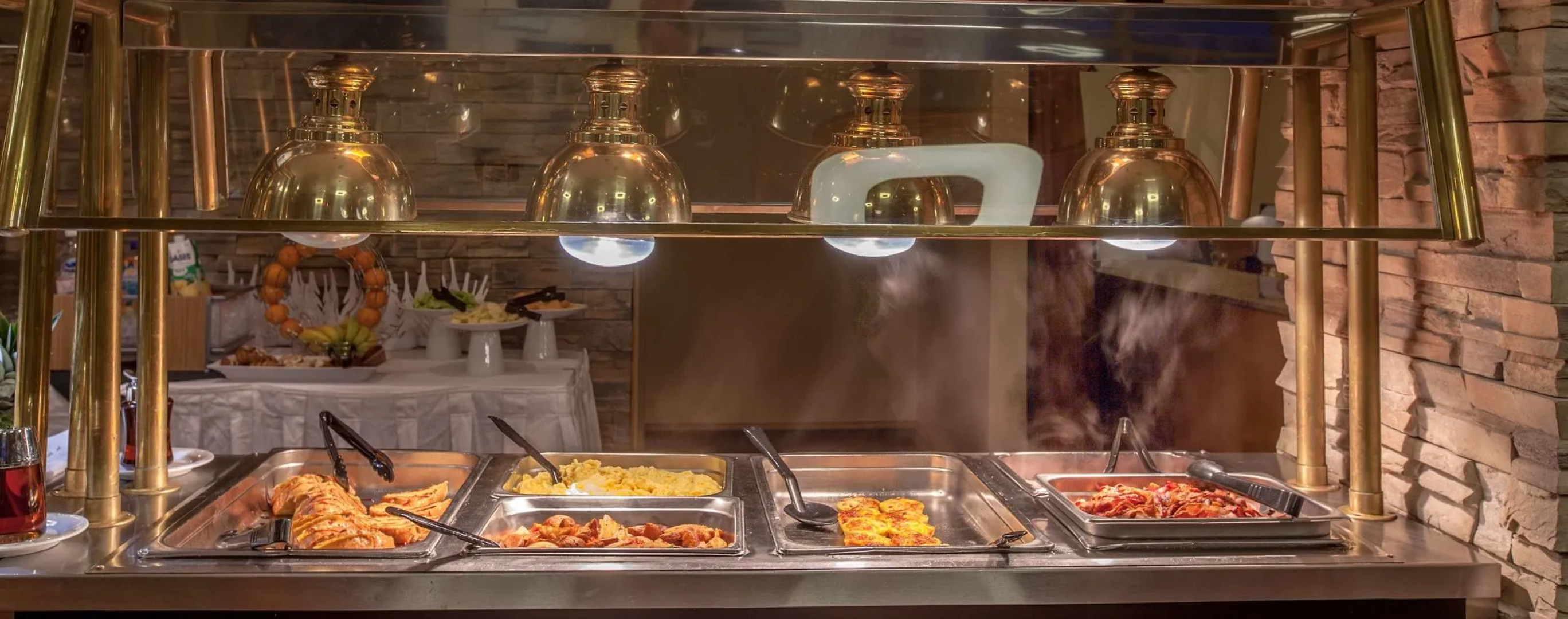 Coast Hillcrest Hotel